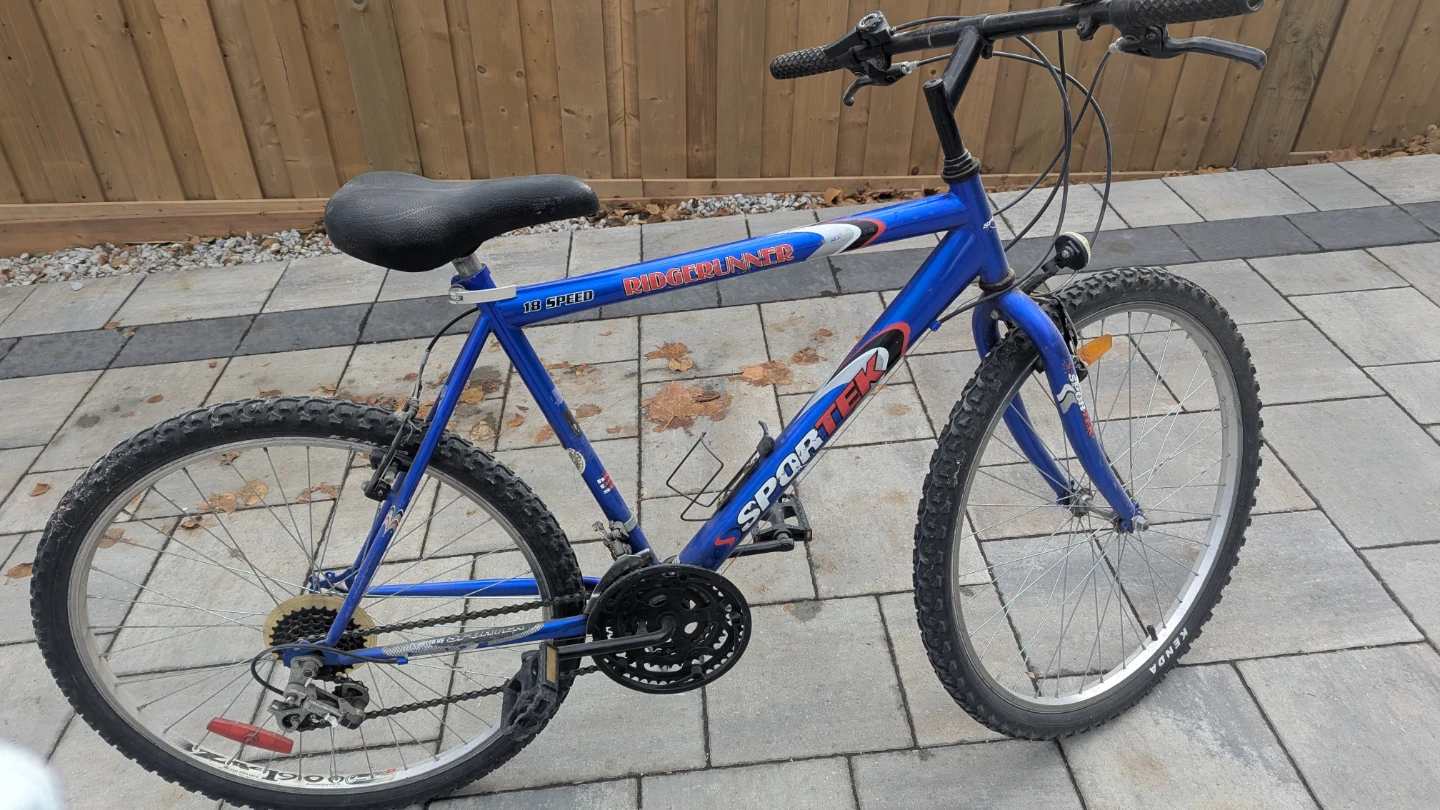Sportek Woodland 18-Speed Blue Mountain Bike