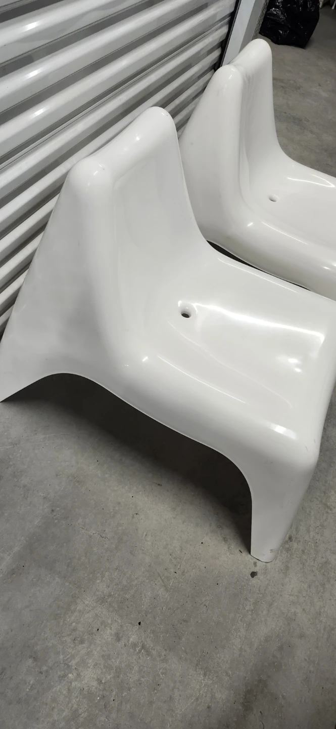 Ikea plastic outdoor chairs of 2 , one for $20 - photo 3