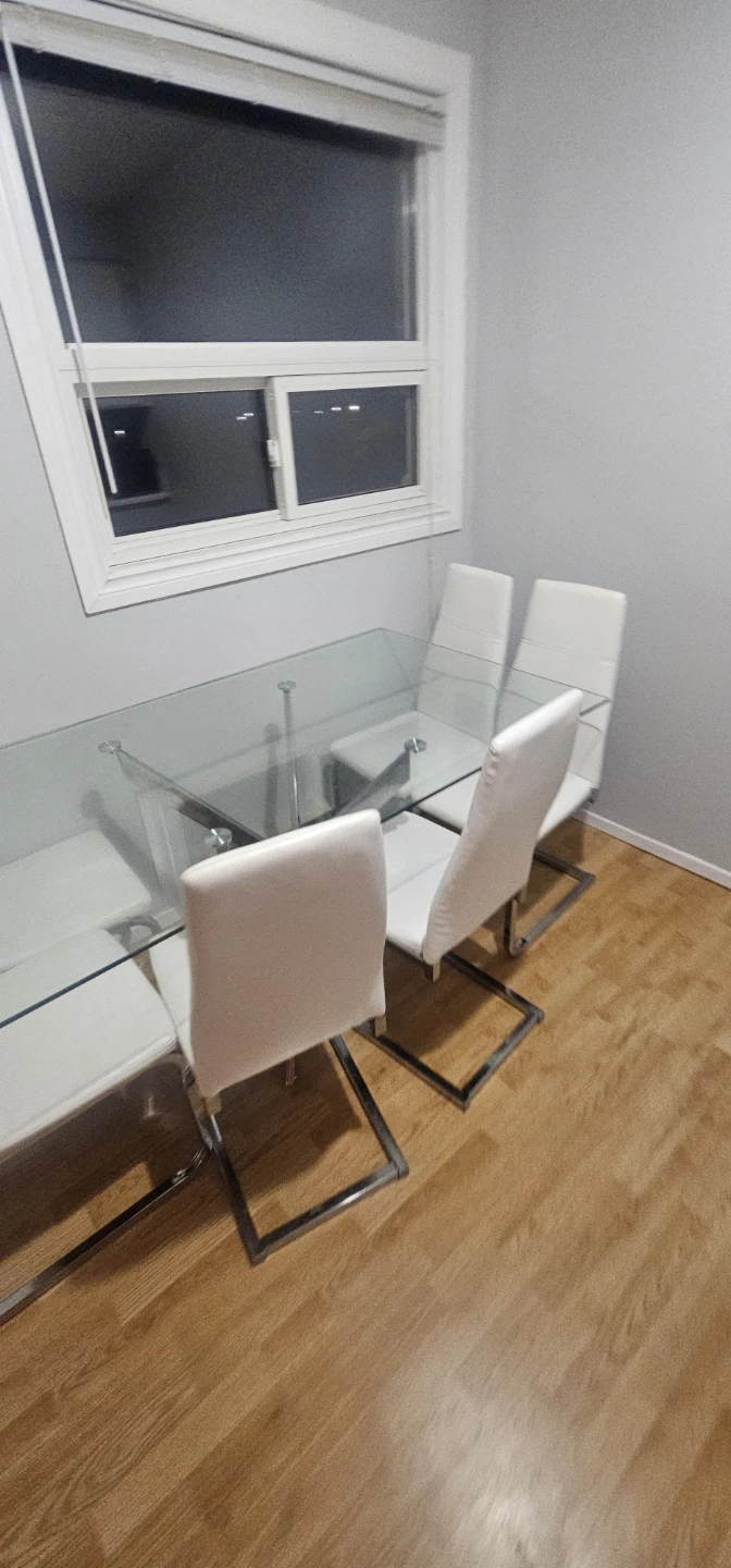 Glass Dining Table with 6 White Chairs - photo 4