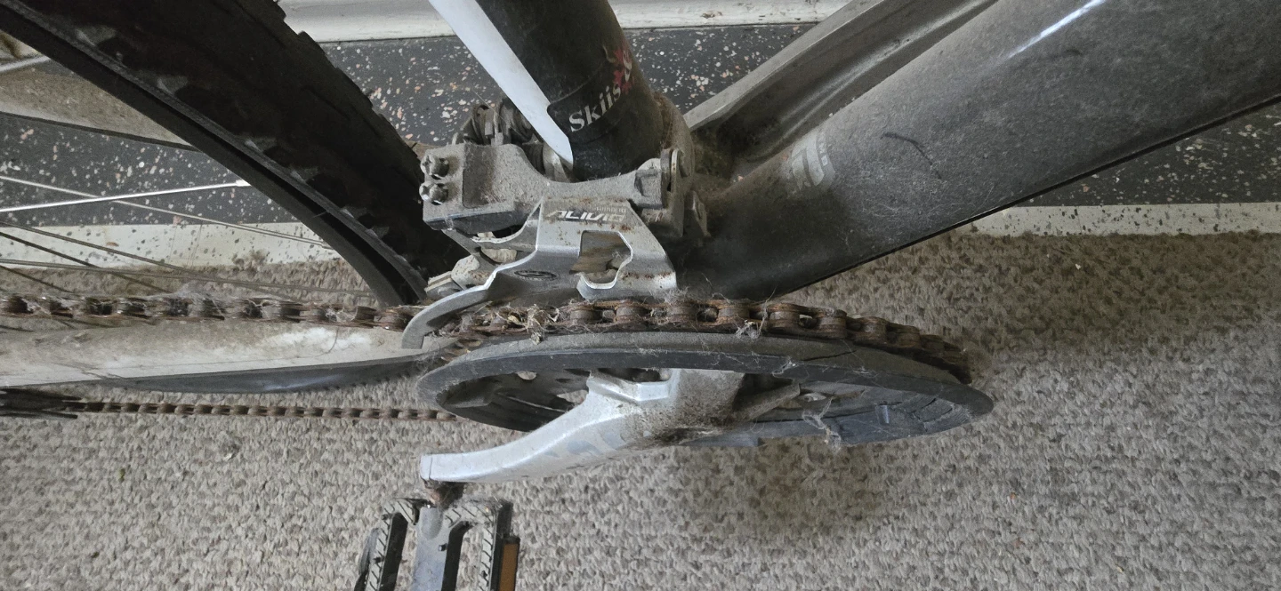 Rocky Mountain Hybrid Bikes - photo 2