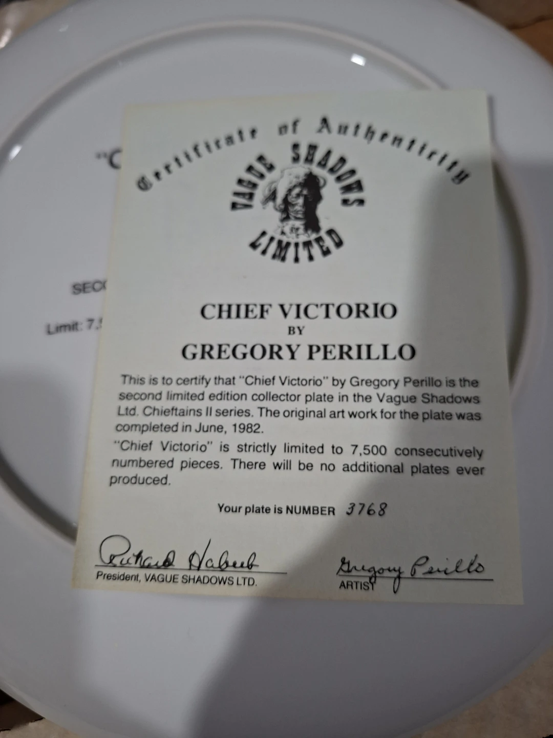 Gregory Perillo "Chief Victorio" Collector Plate - photo 3