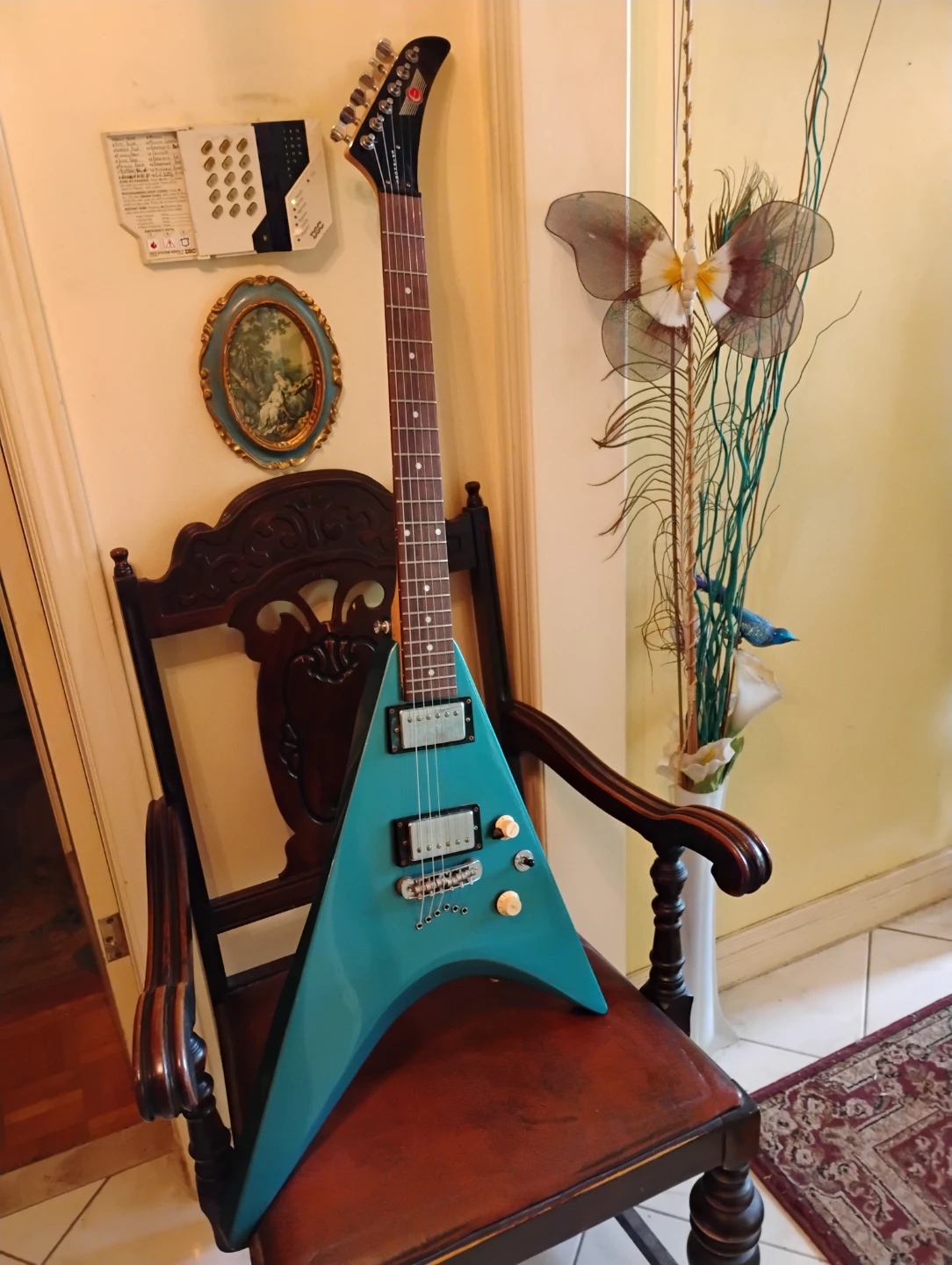 Vintage guitar electric - photo 2