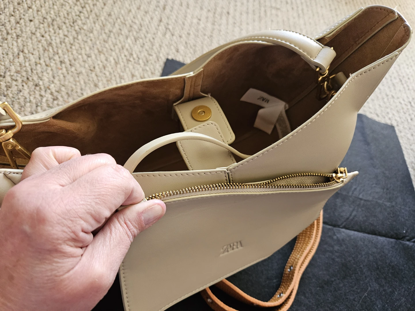 NEW Zara Beige Shoulder Bag with Pouch - photo 2
