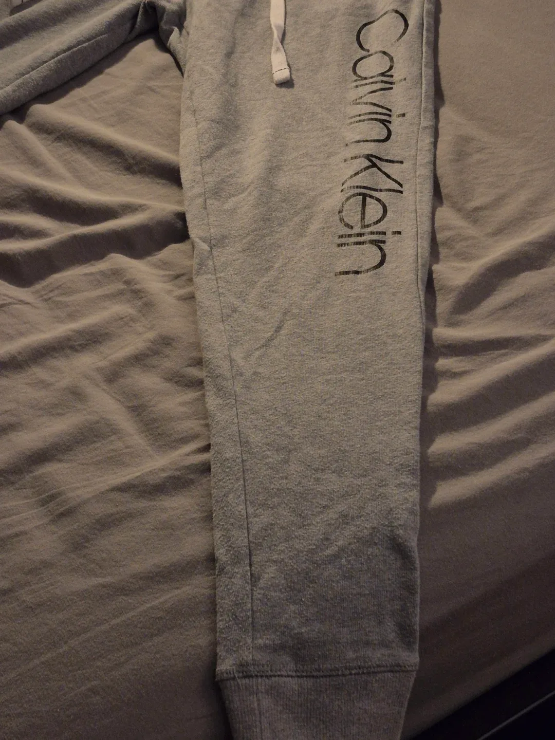 Calvin Klein XS Light Grey pants