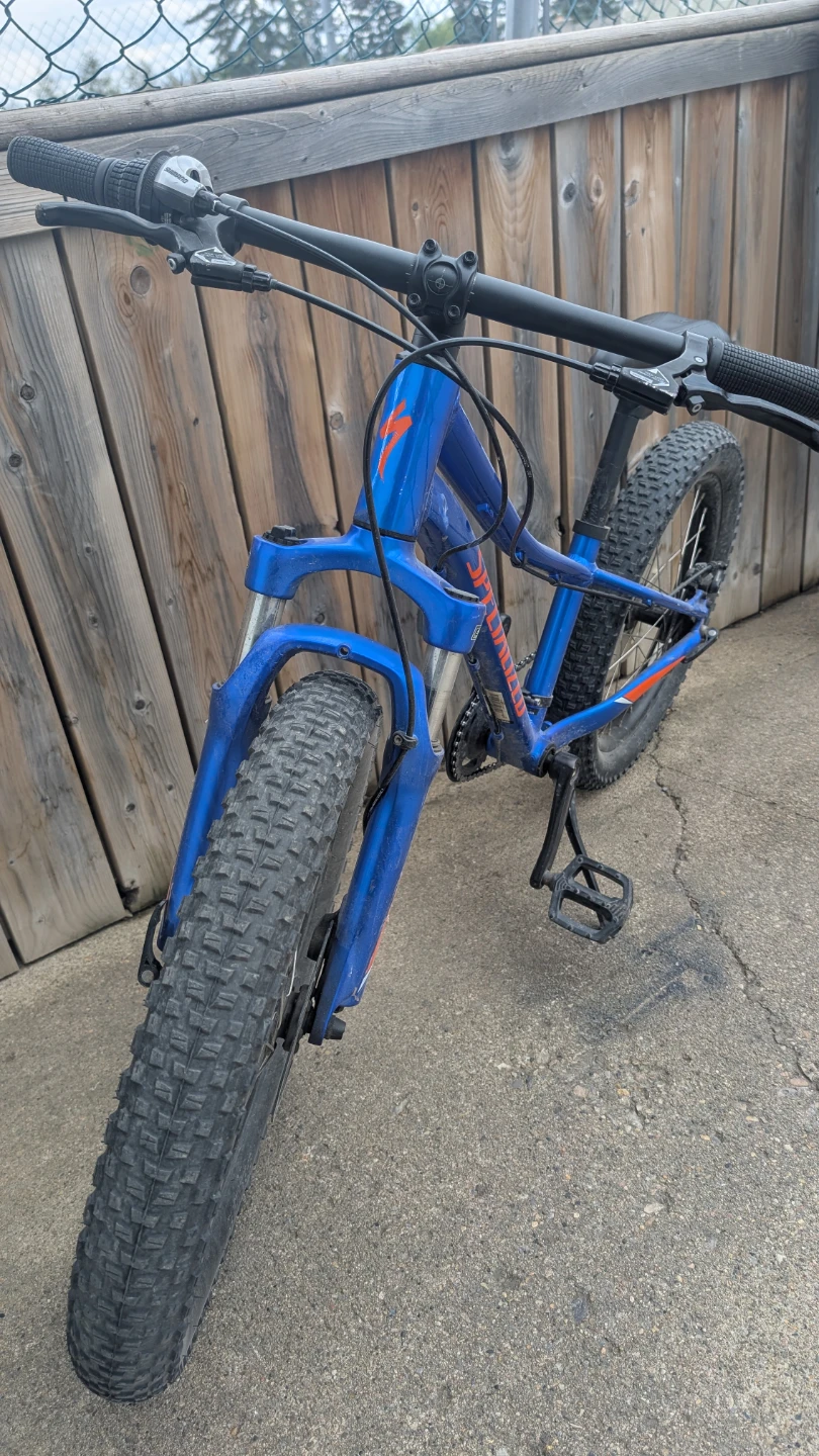 Specialized Riprock 20" kids bike - photo 2