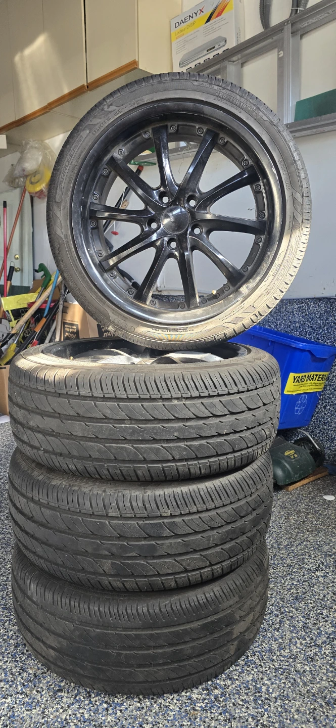 Brand new all seasonal Tires with good conditon Rims