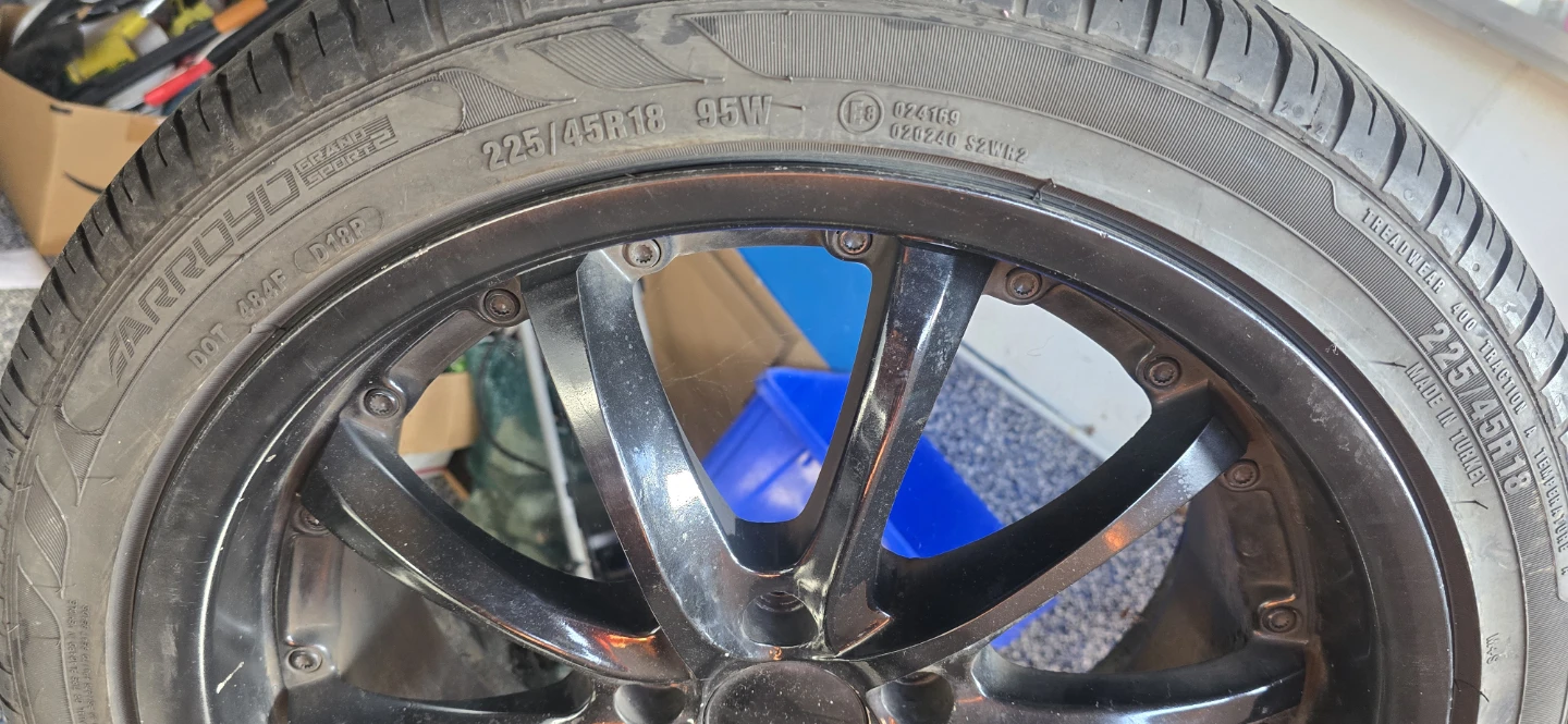 Brand new all seasonal Tires with good conditon Rims - photo 2