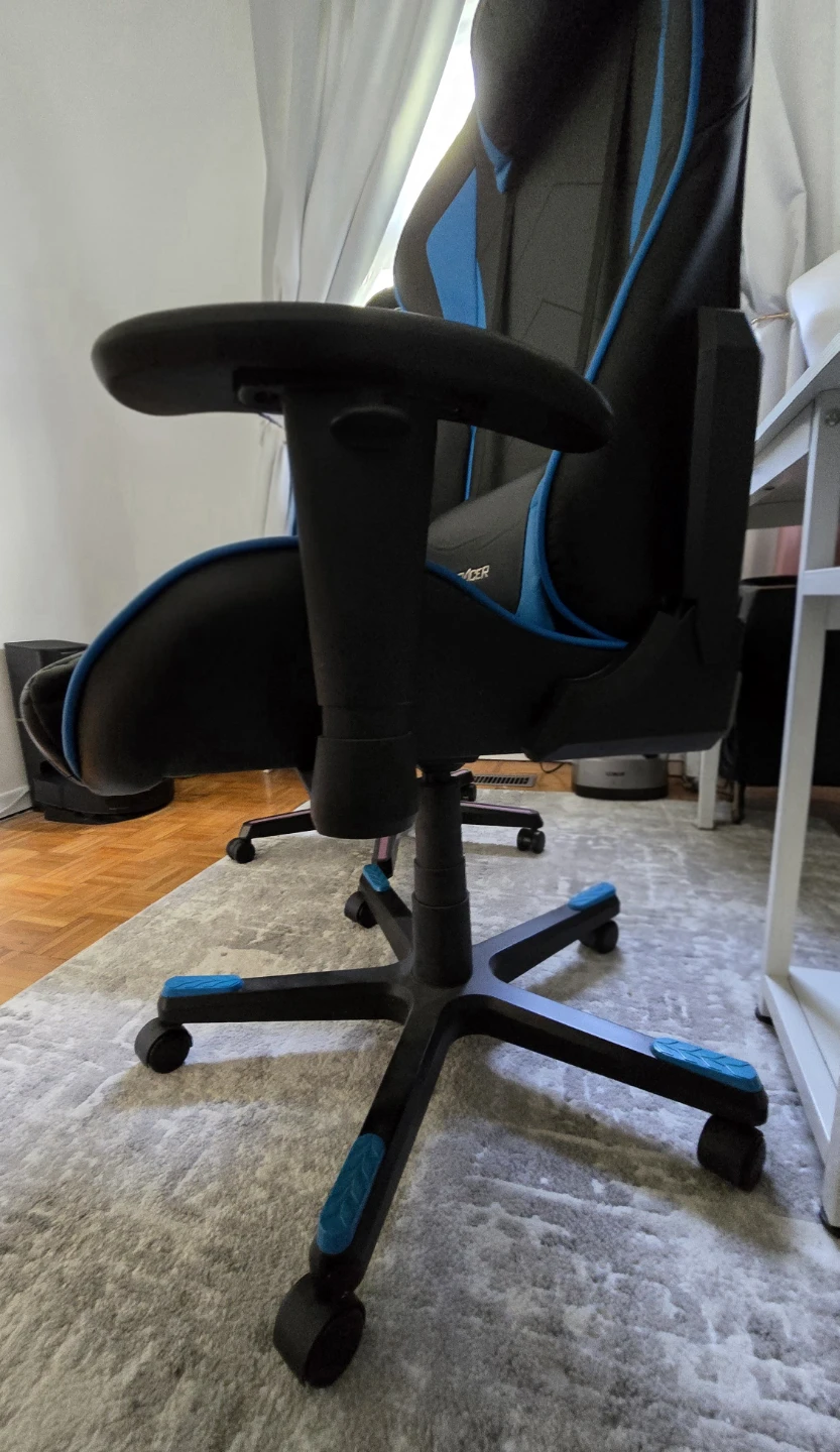 DXRacer Gaming Chairs - Blue and Pink - photo 3