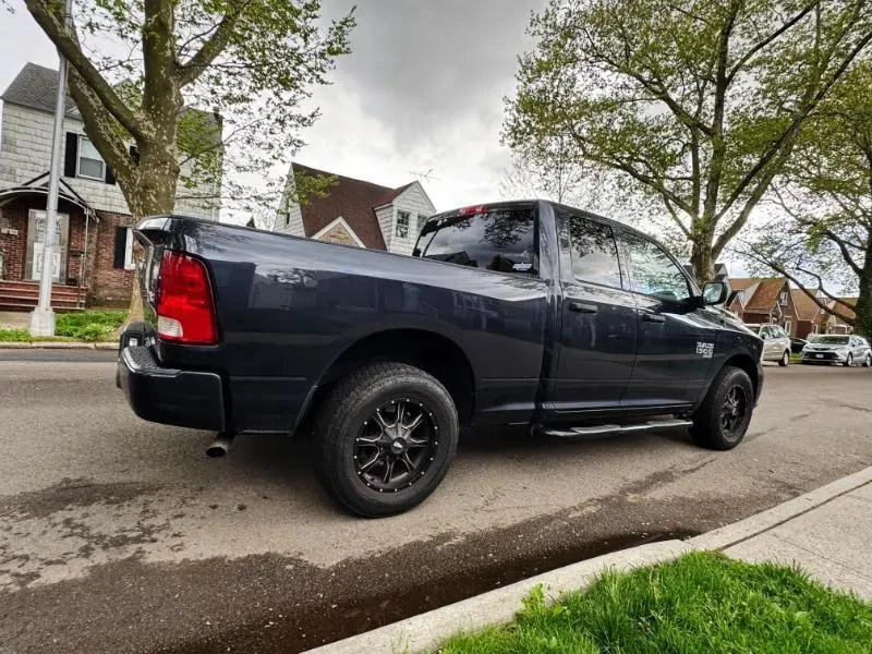 2019 RAM 1500 4WD FULL 4 DOOR - photo 4