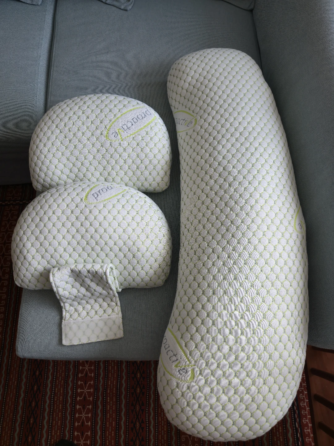 Proactive Pregnancy Pillow Set - photo 2