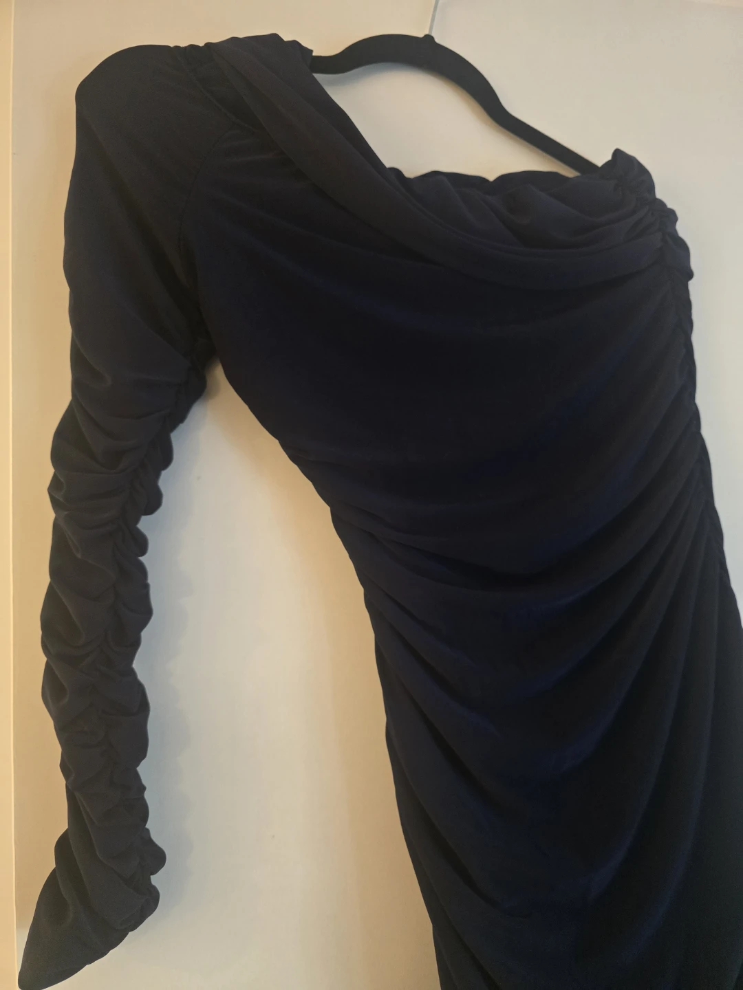Navy One-Shoulder Ruched Dress - photo 2