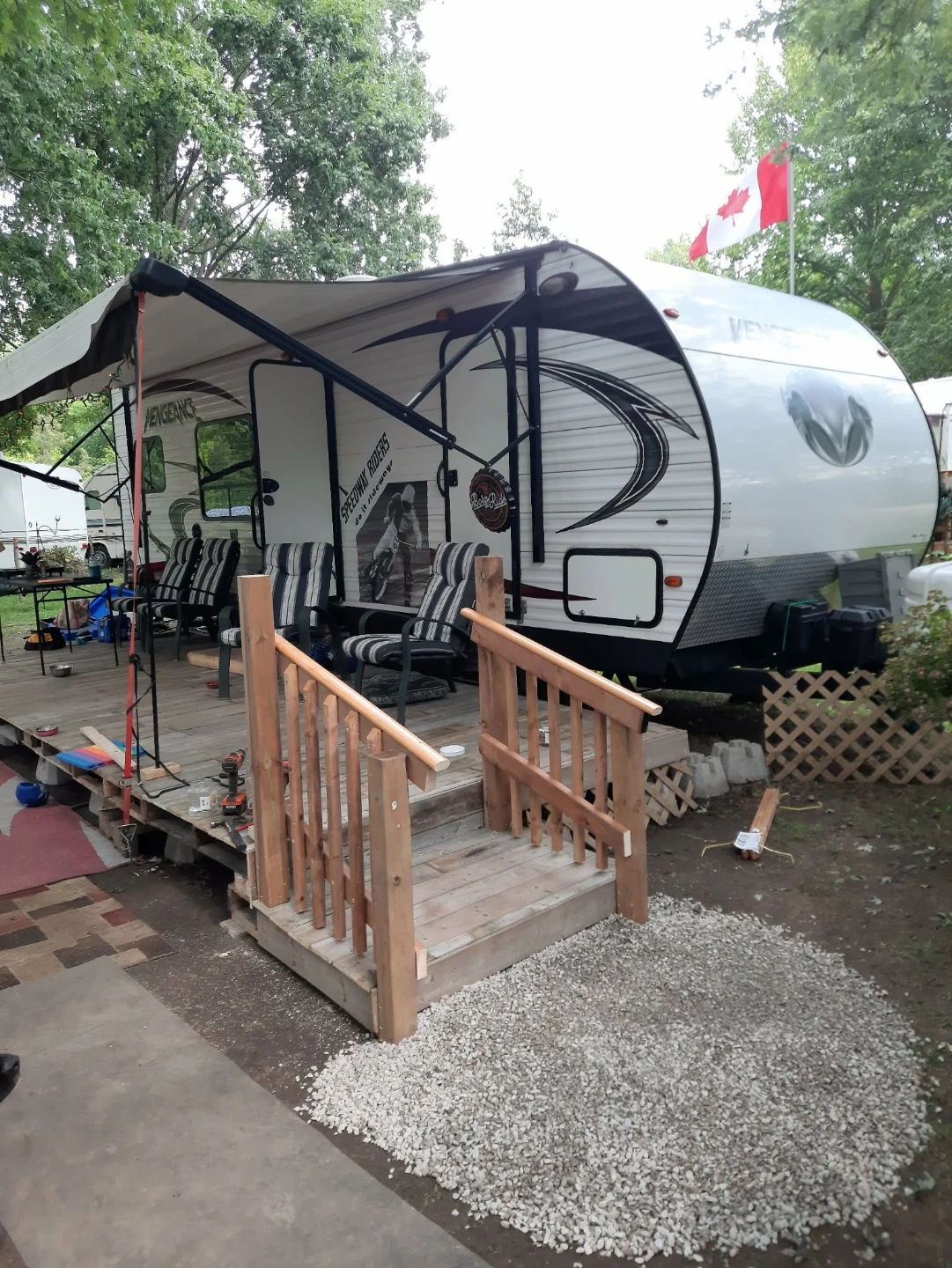 Forest River Vengeance Toy Hauler 25 ft - photo 3
