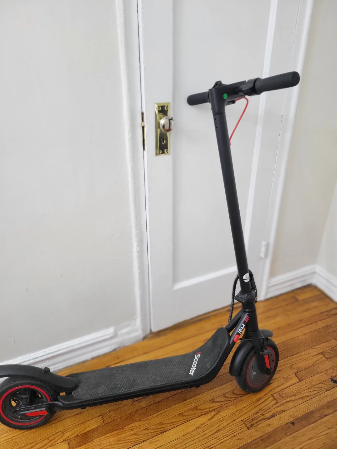 i8M Scooter