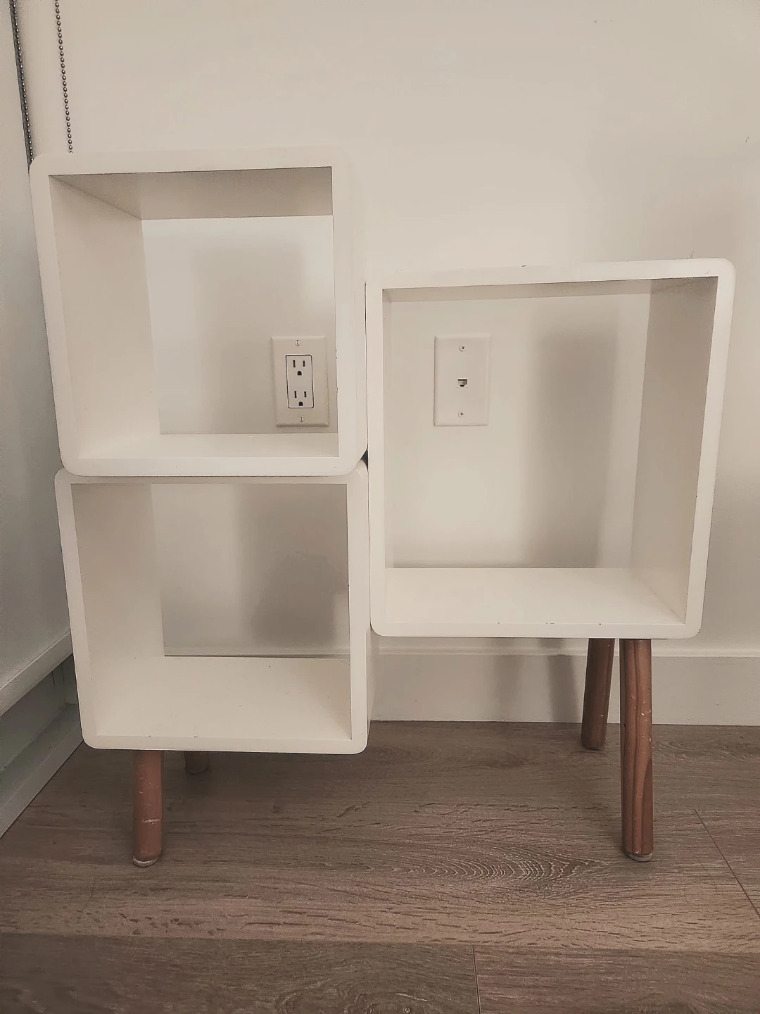 2 White Cube Shelf Units with Wood Legs - photo 3