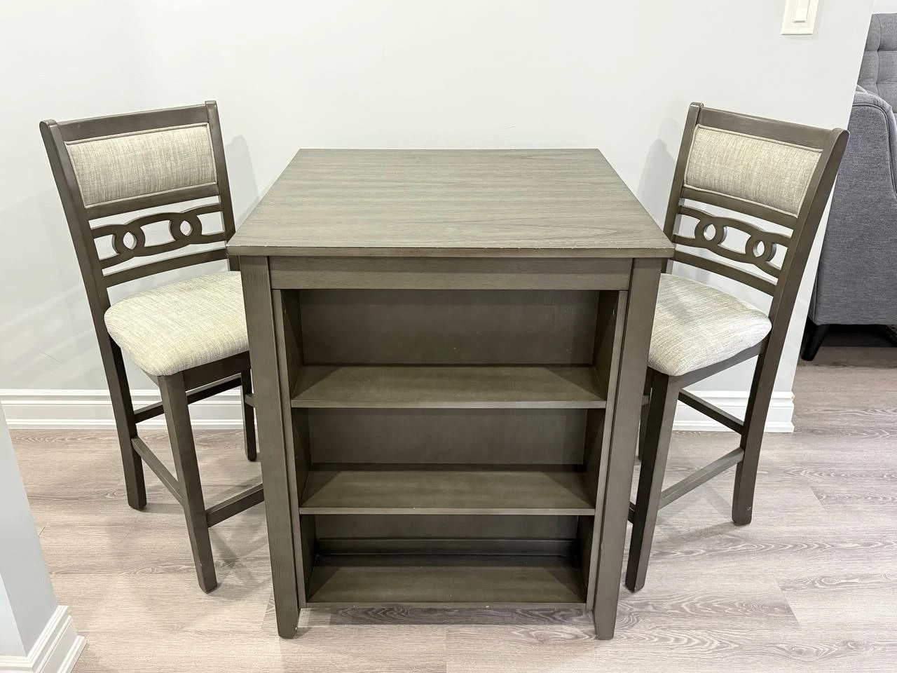 Bar Stool Set
