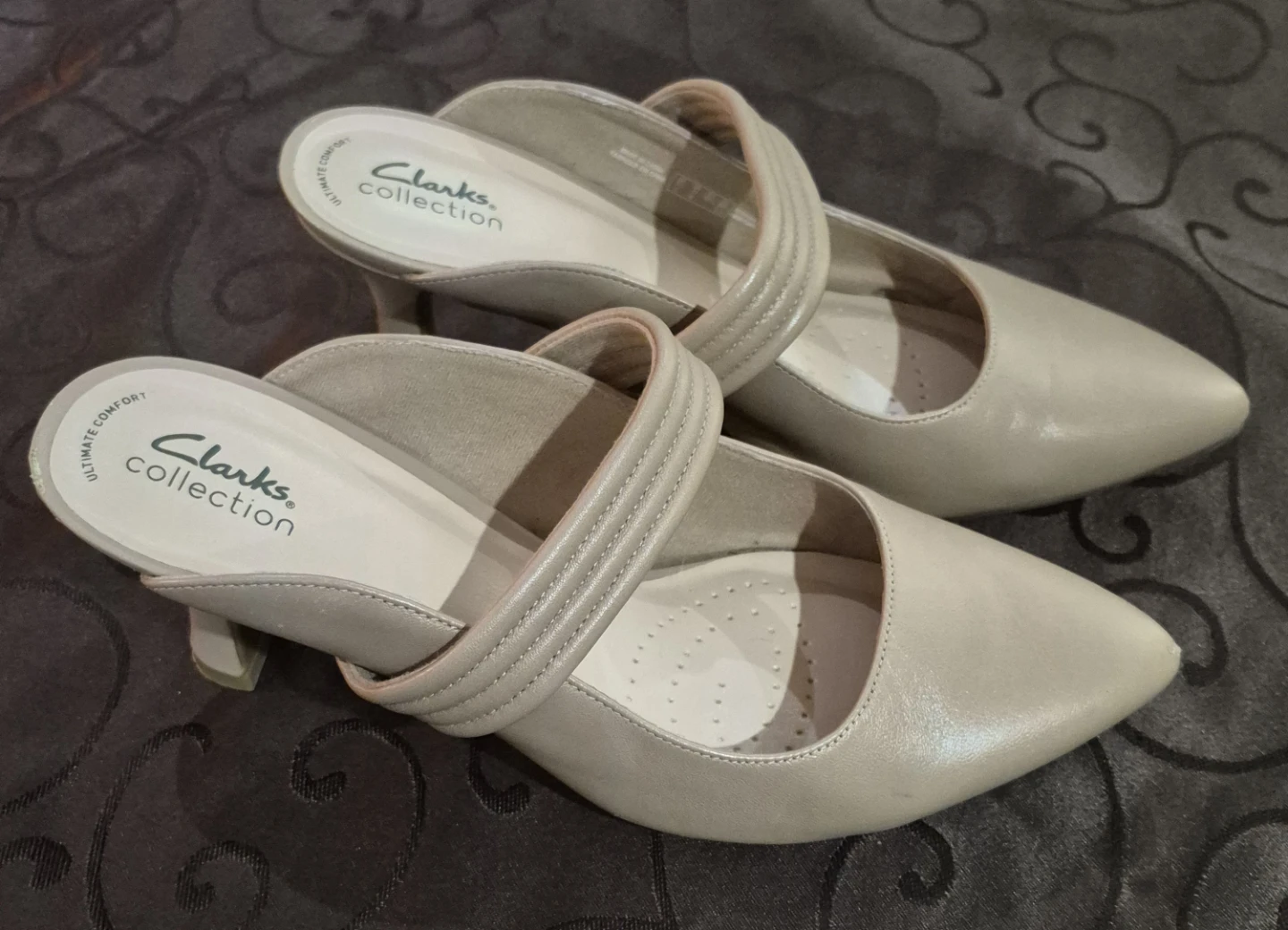 Clarks Collection Women's Mule Heels - Size 11W - Beige