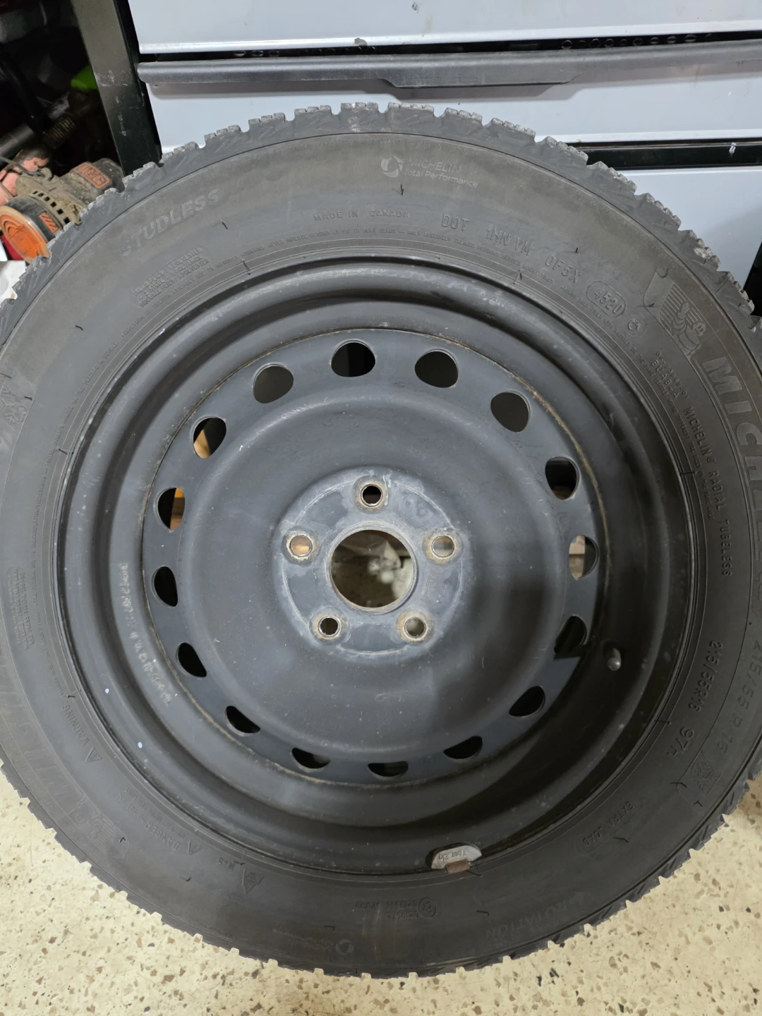 Michelin Winter Tires on Rims 215/55R16 - photo 5