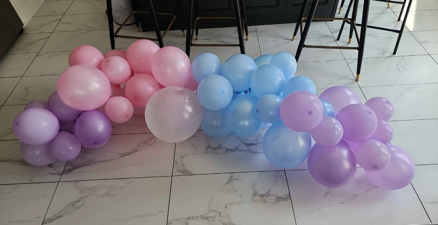 K-Pop 6th Birthday Party Decor - Backdrop & Balloons - photo 3