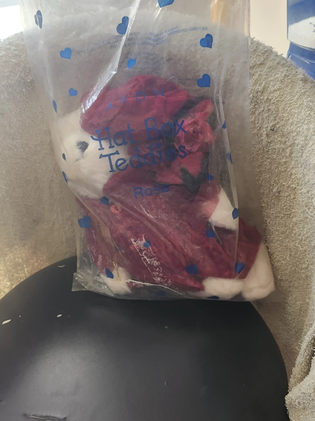 Avon Hat Box Teddy Rose