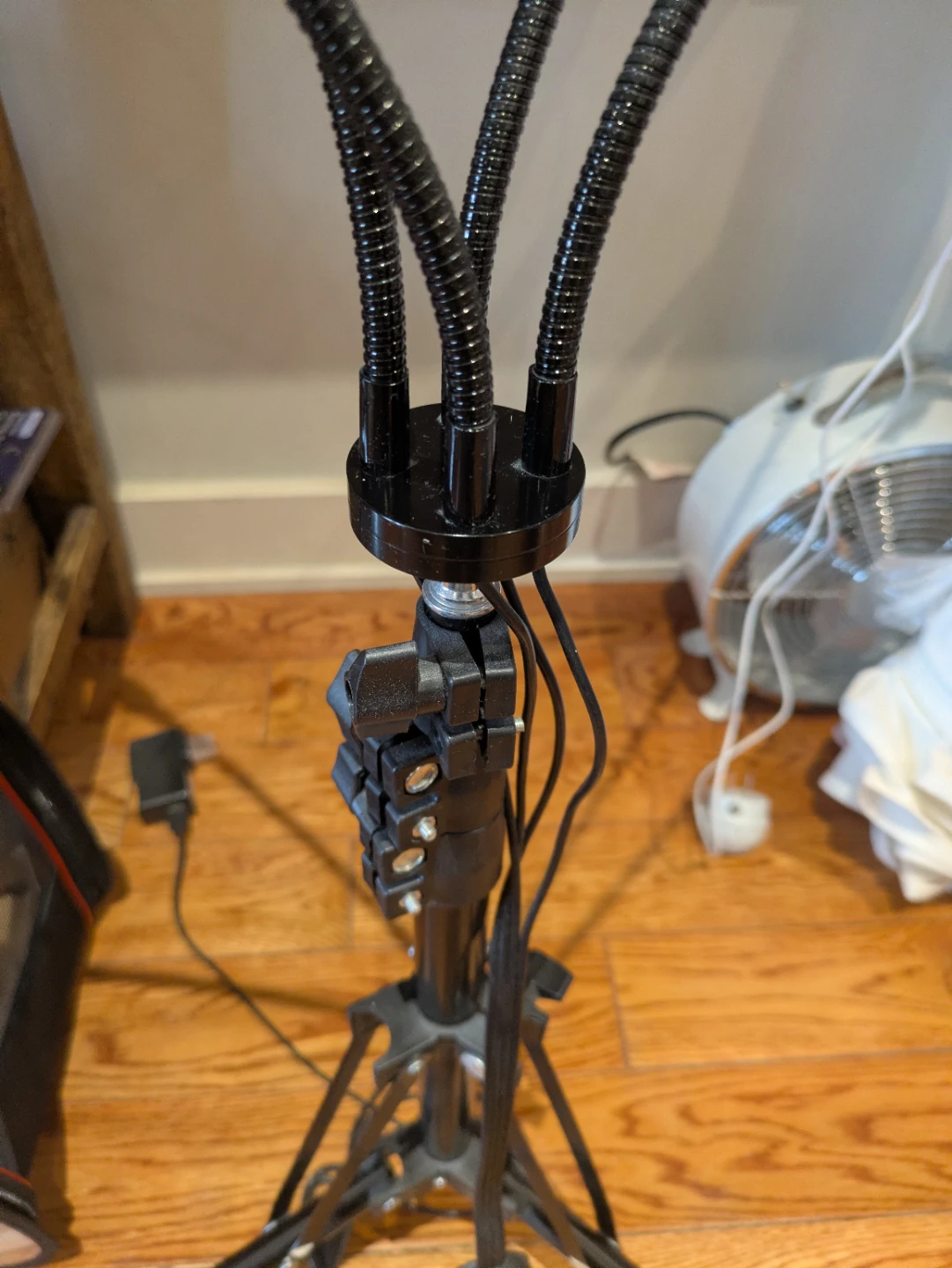 Adjustable Grow Light Stand with Remote - photo 4