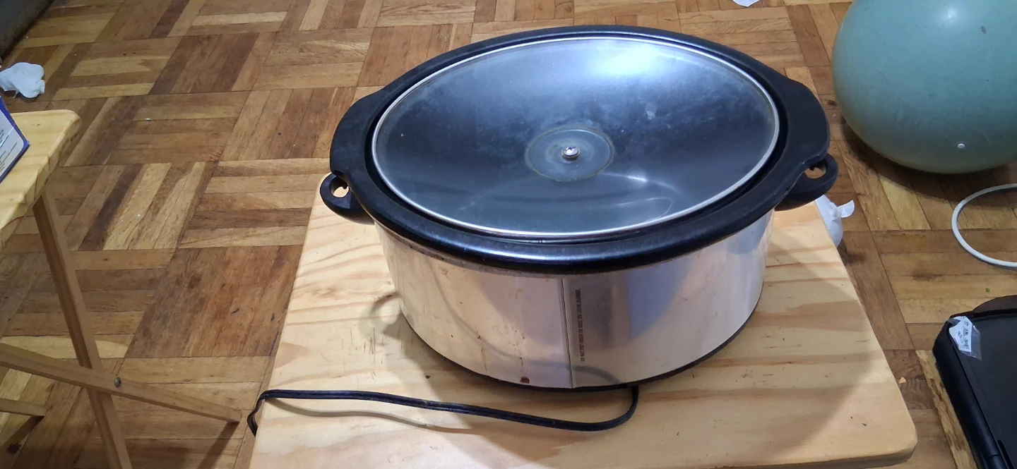 Hamilton Beach Slow Cooker - photo 2