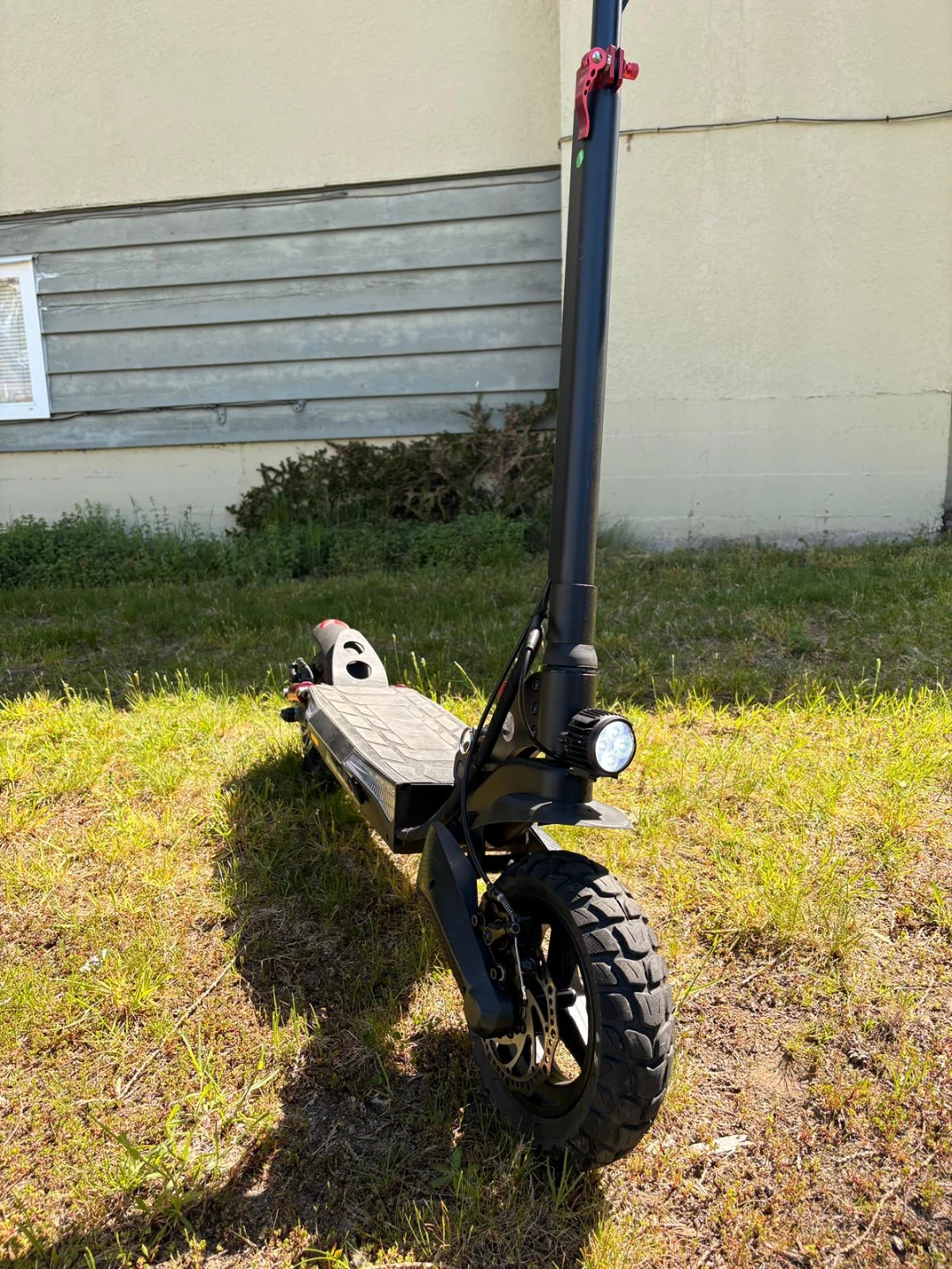 iScooter iX3 Electric Scooter - photo 2