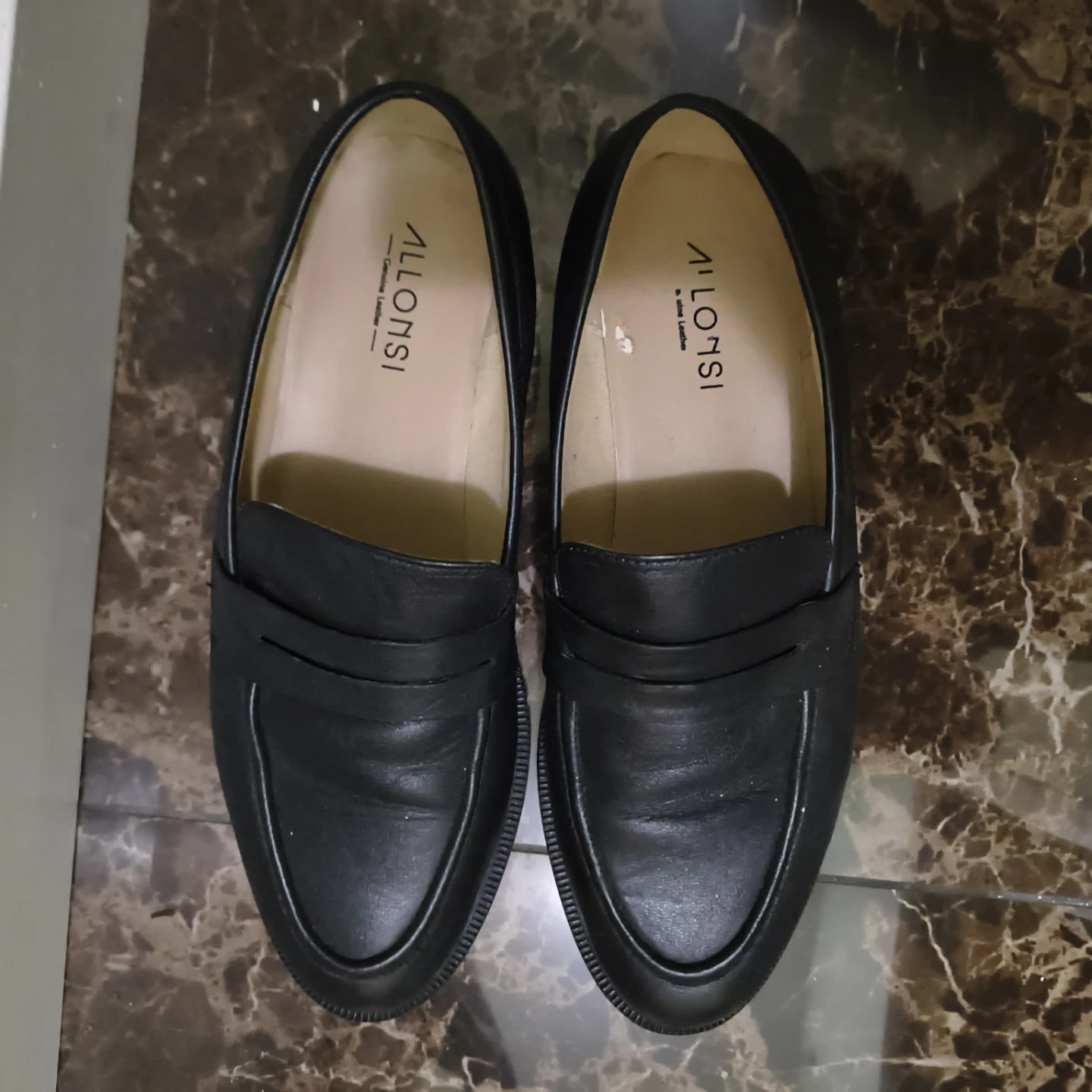 Size 10 ALLOMSI Black Leather Loafers - photo 2