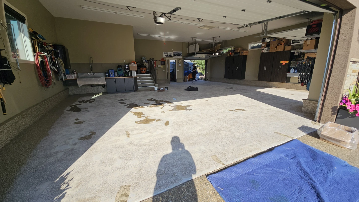 Epoxy/Polyaspartic Flake Systems - photo 5