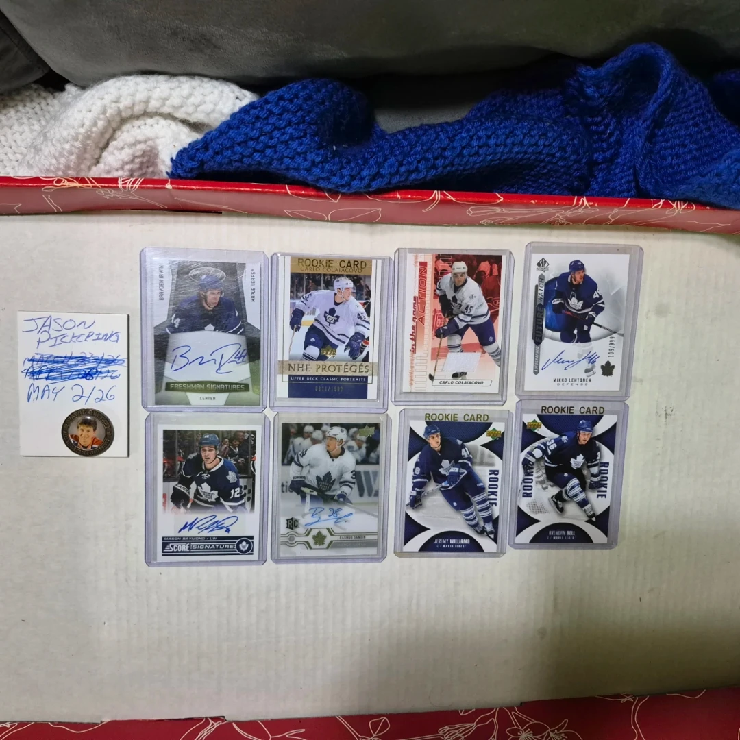 Collection of Toronto Maple Leafs Hockey Cards - photo 3
