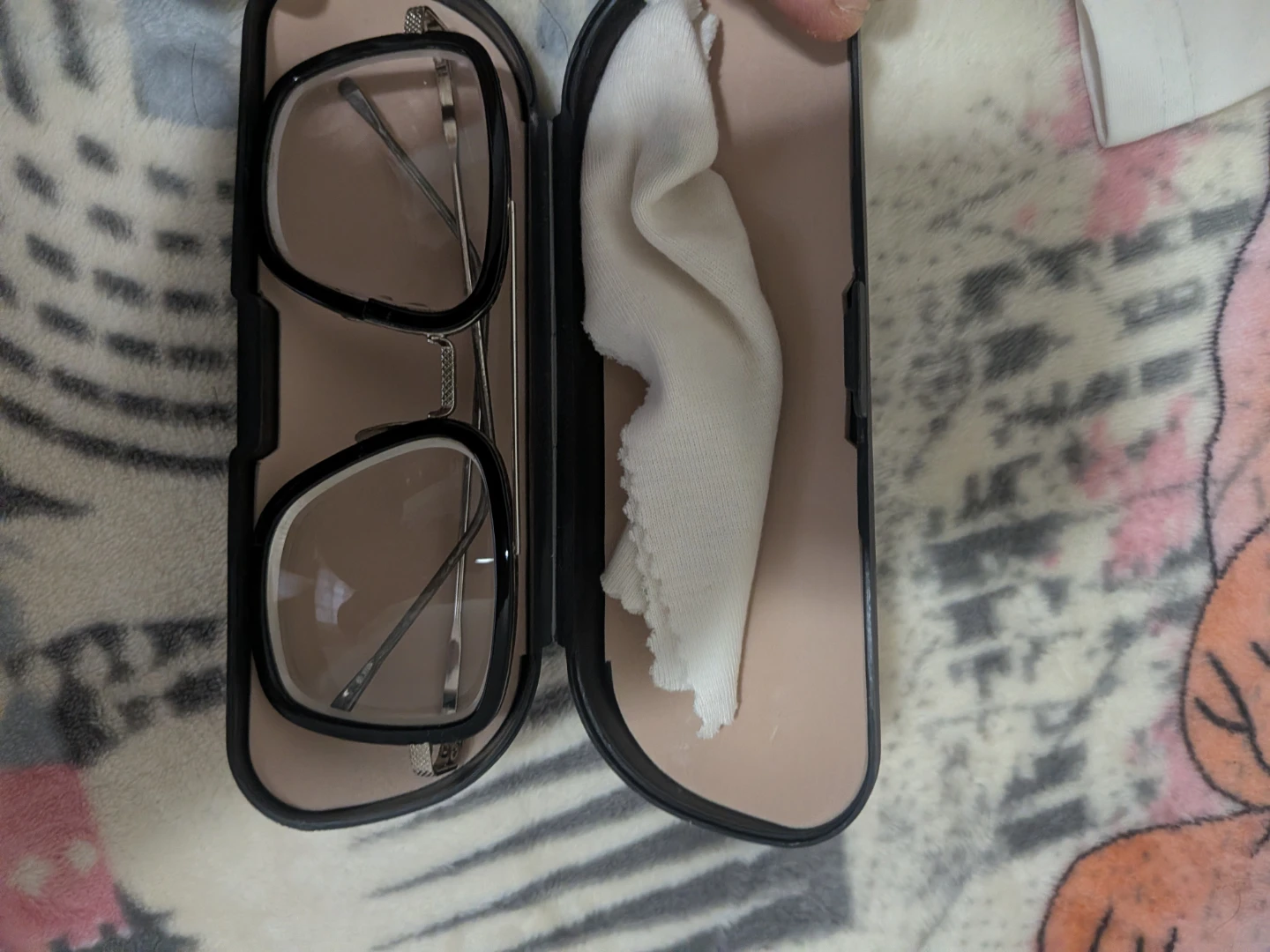 Glasses ( spider man homecoming frame)