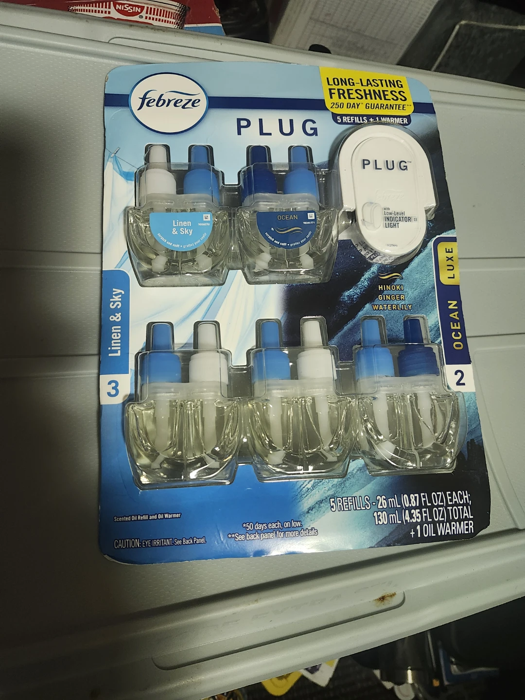Febreze Plug Air Freshener Refills - Linen & Sky, Ocean,