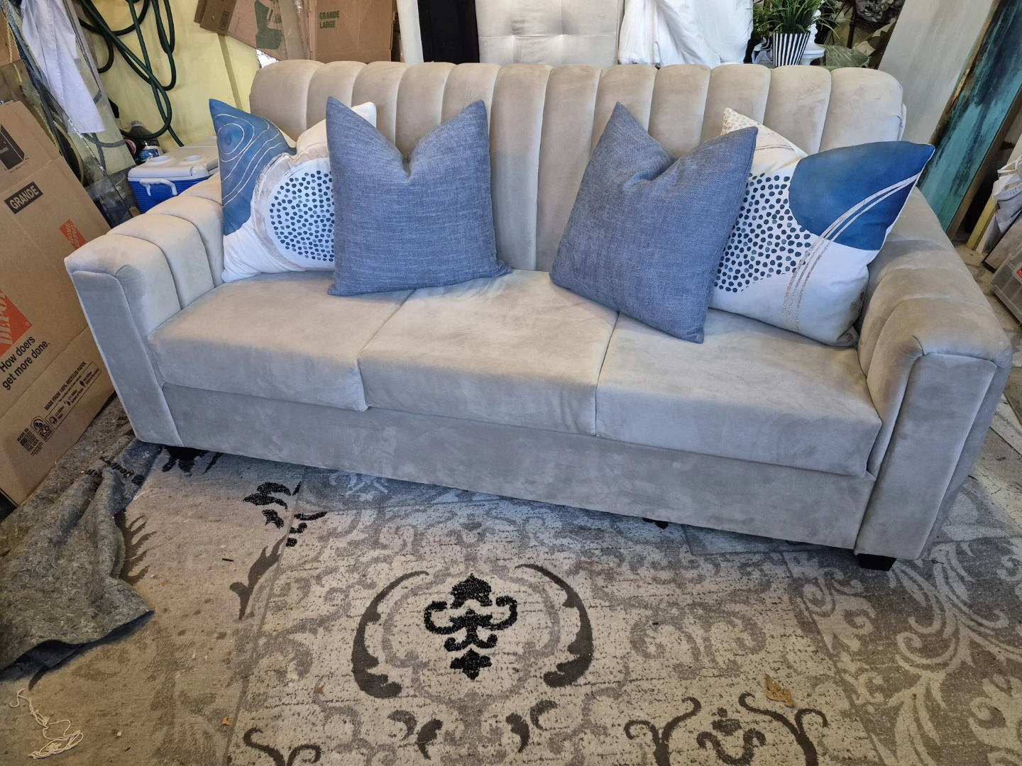 Beige Velvet Sofa with Fluted Design - photo 2