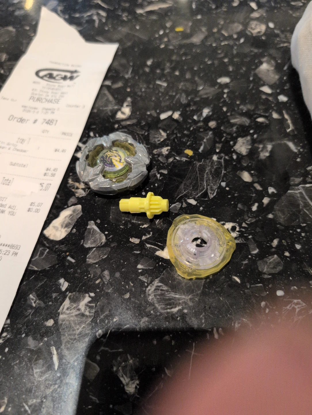 Beyblade - photo 2