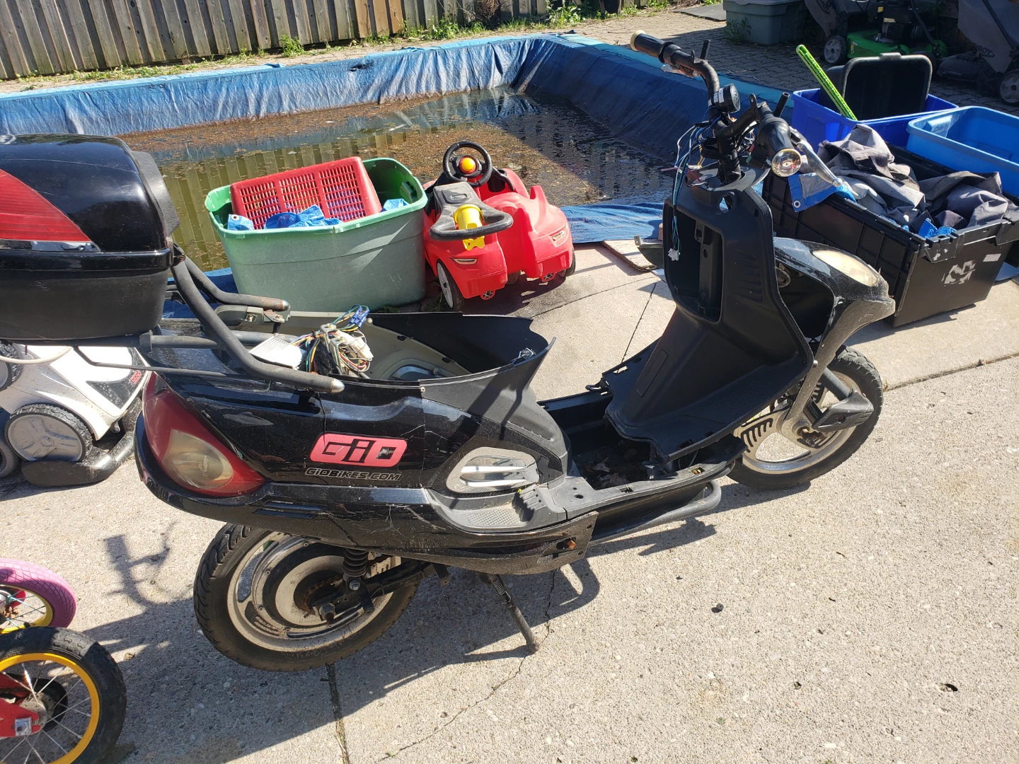 Black GIO Electric Scooter - Project/Parts - photo 2