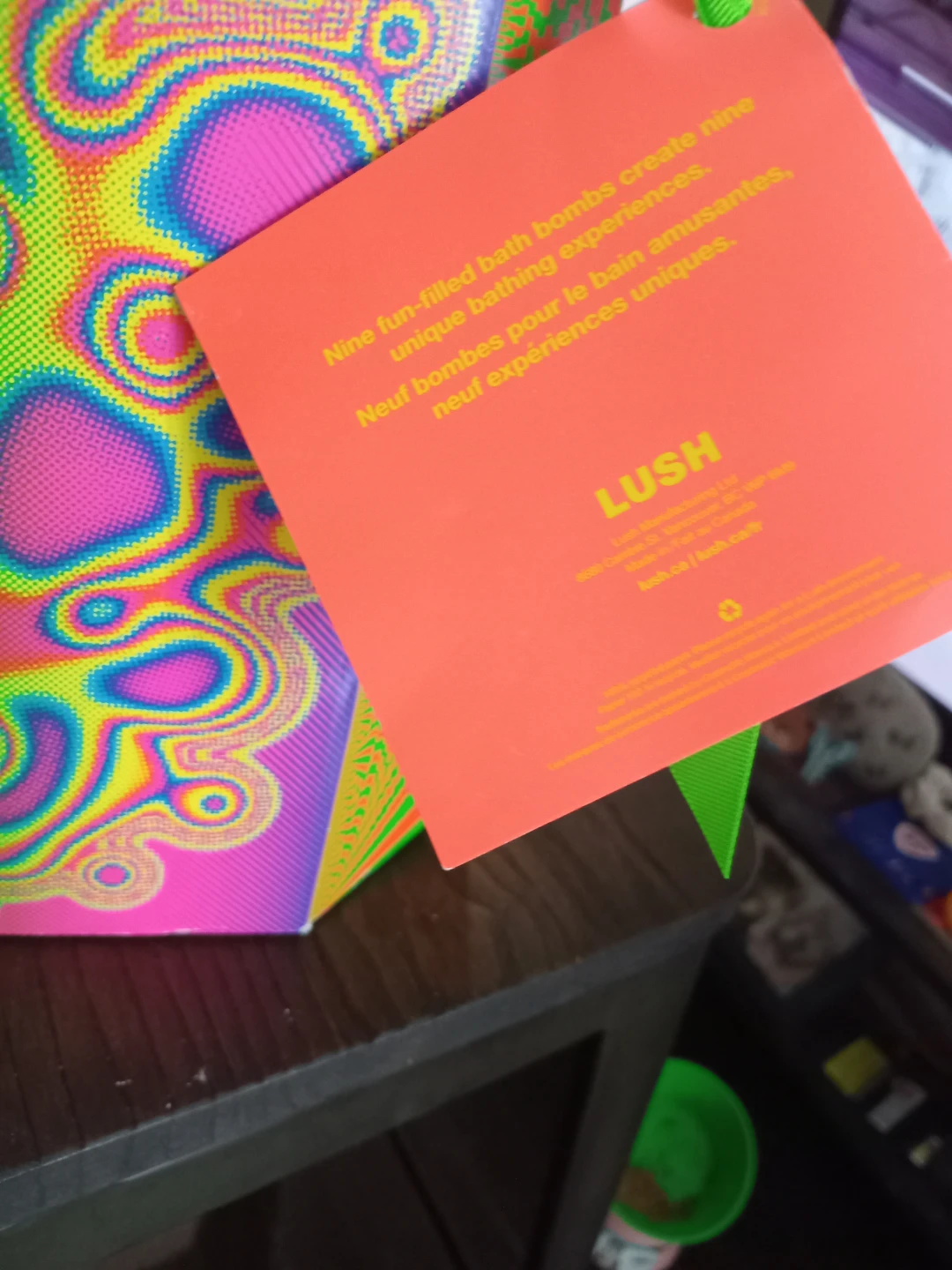 LUSH "Groovy Of" Bath Bomb Gift Set - photo 2