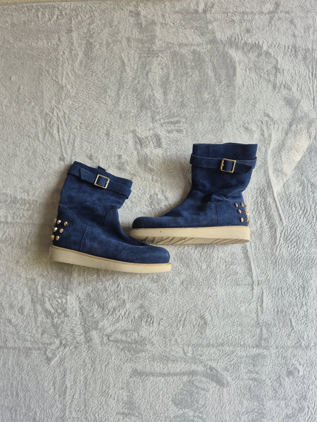 Alexander McQueen Blue Suede Boots with Gold Studs - photo 5