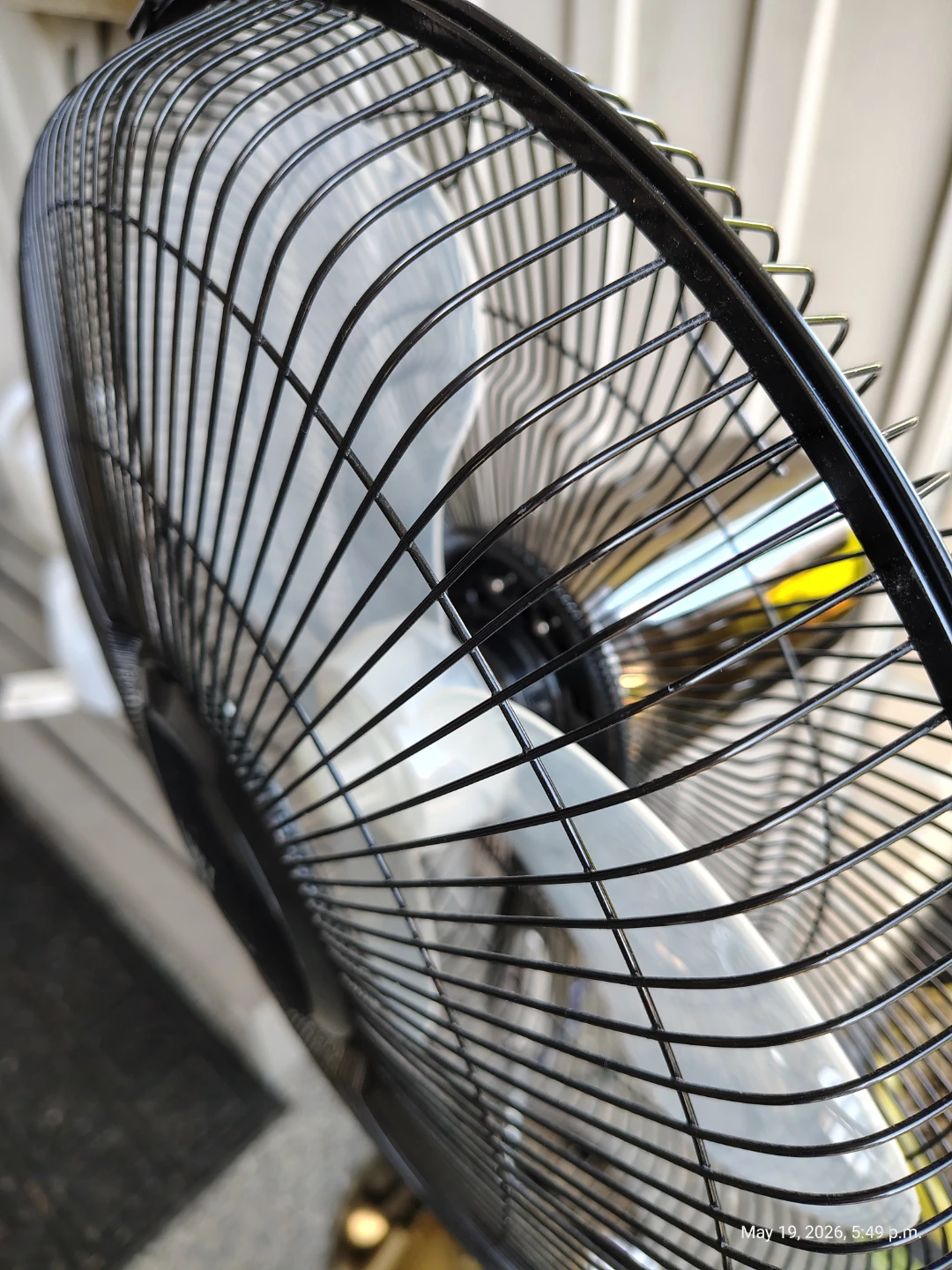 WeatherWorks Premium 16 in Pedestal Electronic Fan - photo 3
