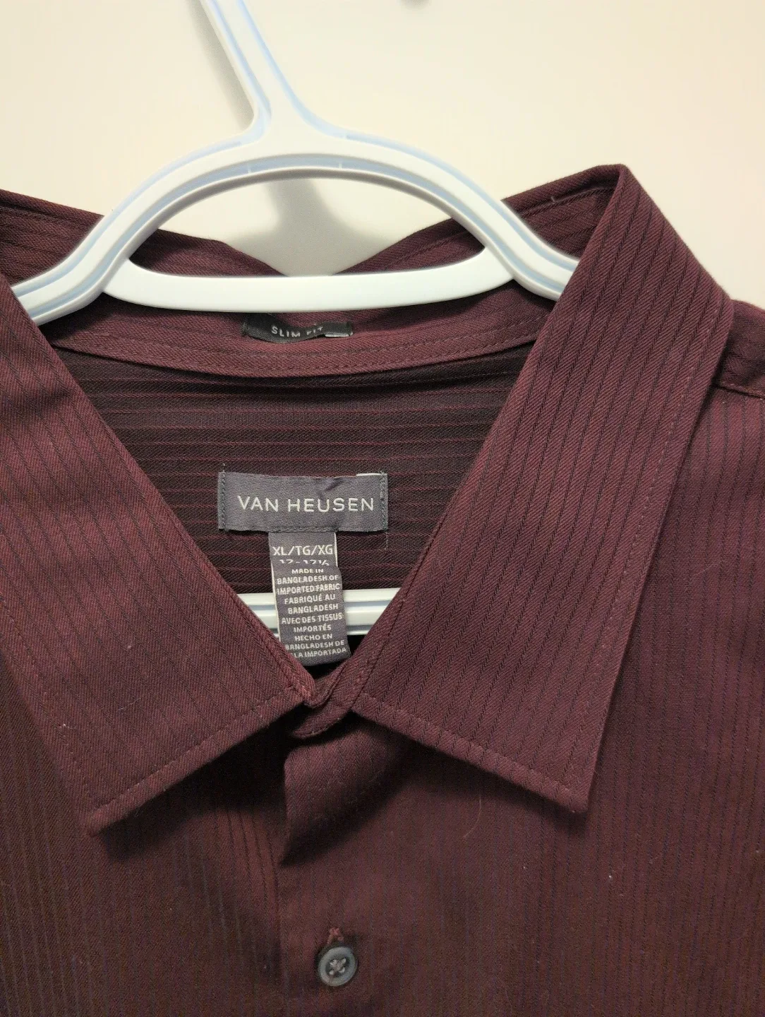 Two Men's Long Sleeve Dress Shirts - Van Heusen & PD&C - photo 3