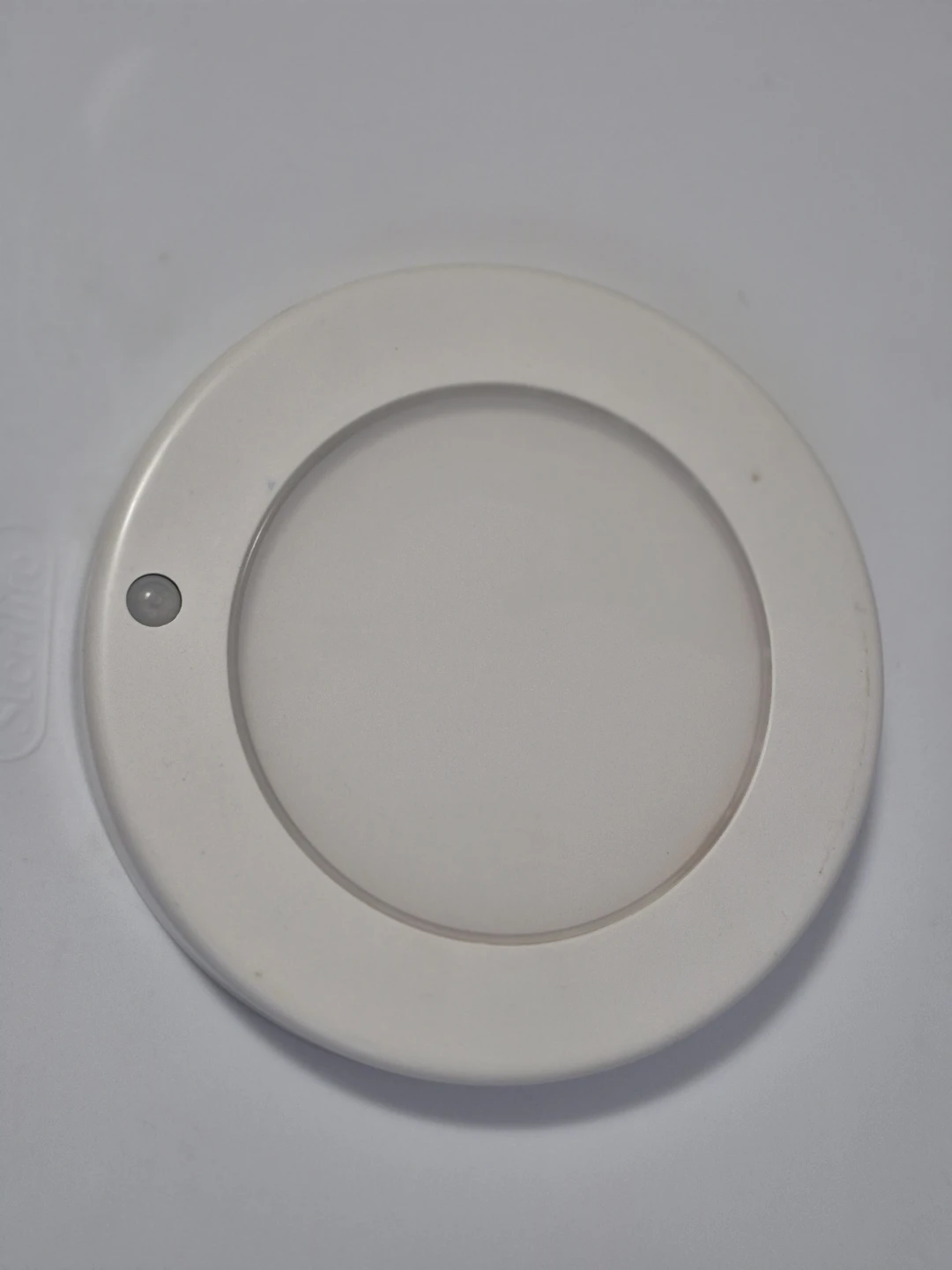 White Puck Light (Motion sensor)