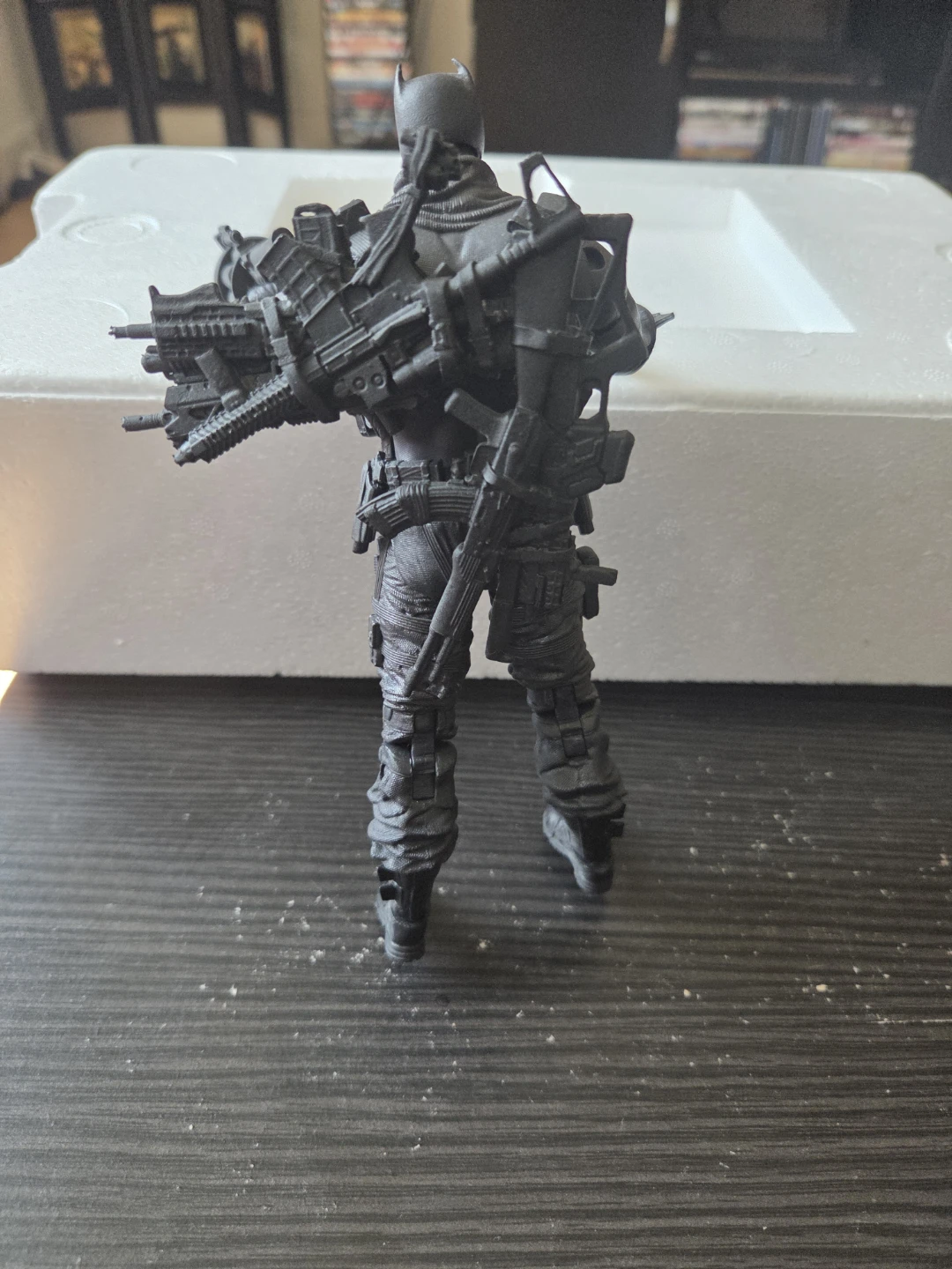Batman Action Figure with Weapons - photo 3
