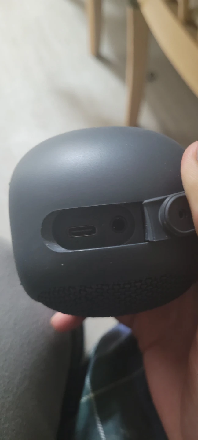 Portable Bluetooth Speaker - photo 2