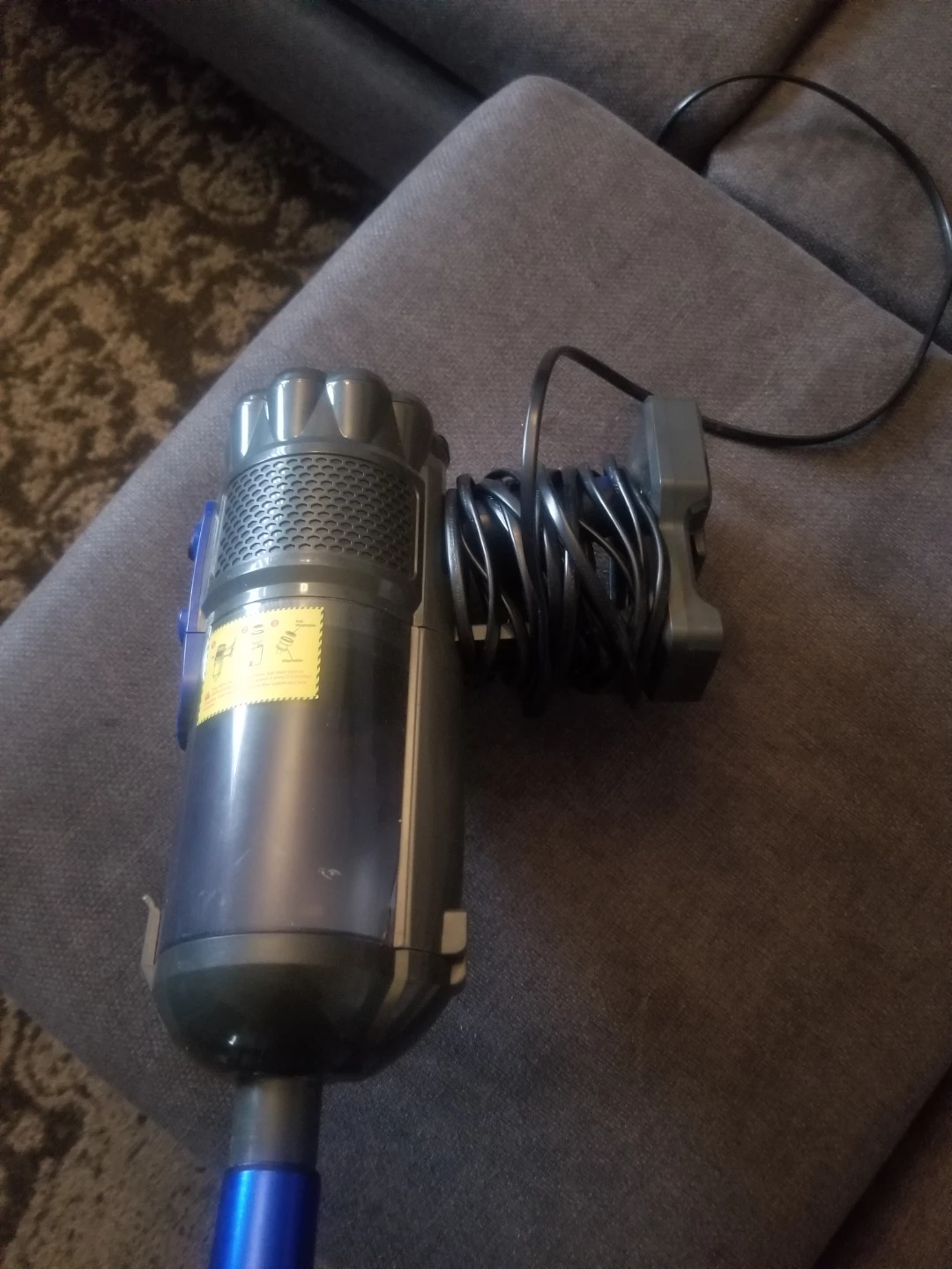 BW Handheld Vacuum Cleaner with Blue Extension Tube - photo 2