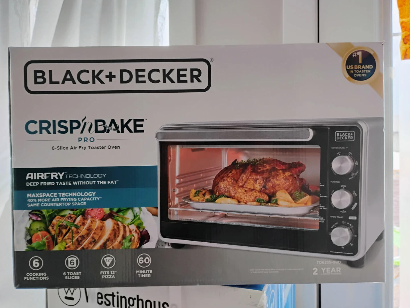 BLACK+DECKER CrispnBake Pro 6-Slice Air Fry Toaster Oven - photo 2