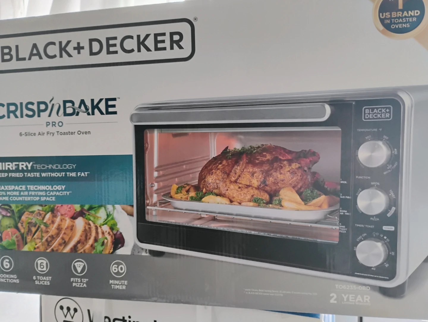 BLACK+DECKER CrispnBake Pro 6-Slice Air Fry Toaster Oven - photo 4