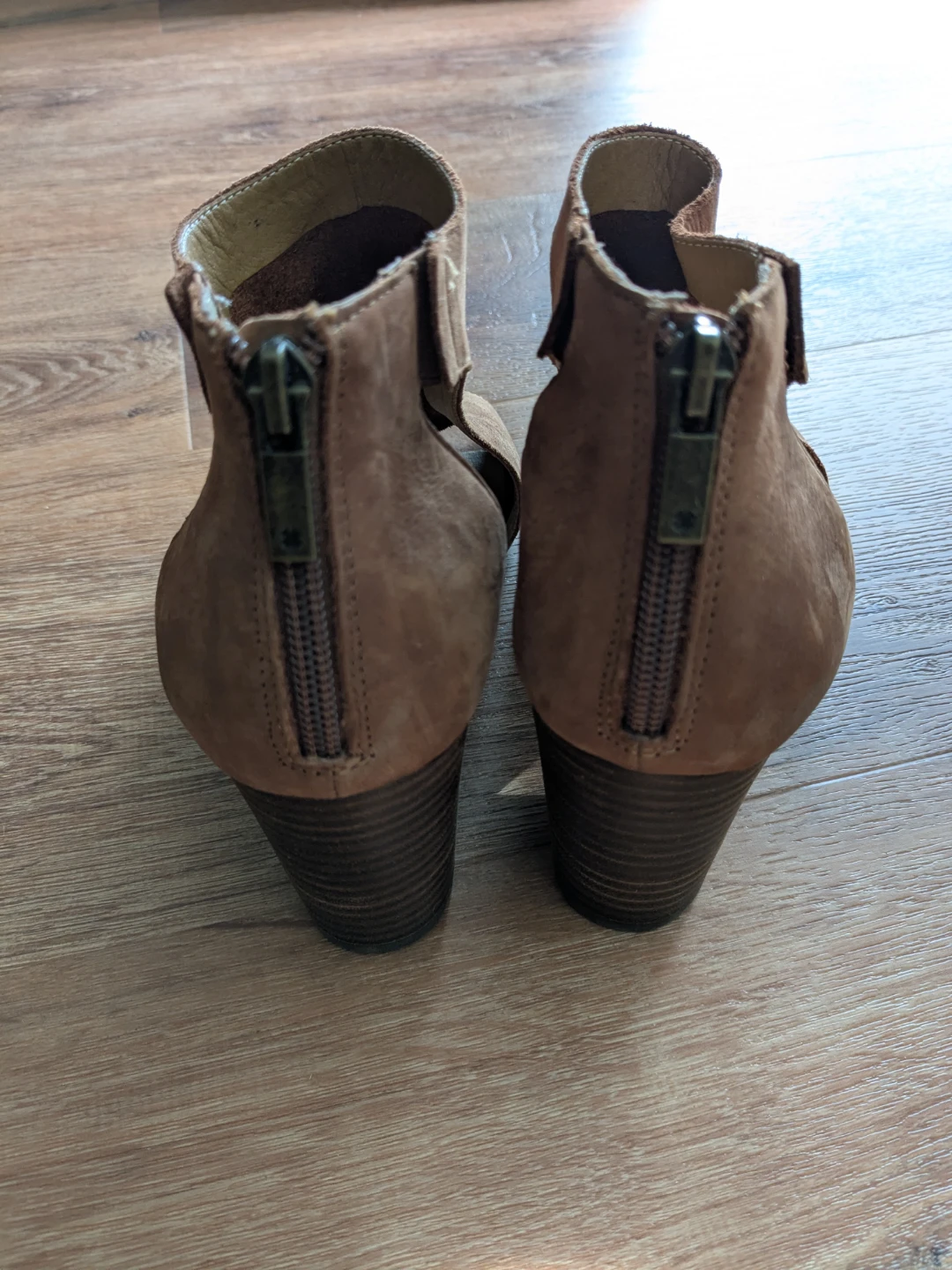 Lucky Brand Brown Suede Block Heel Sandals – NEW - photo 3