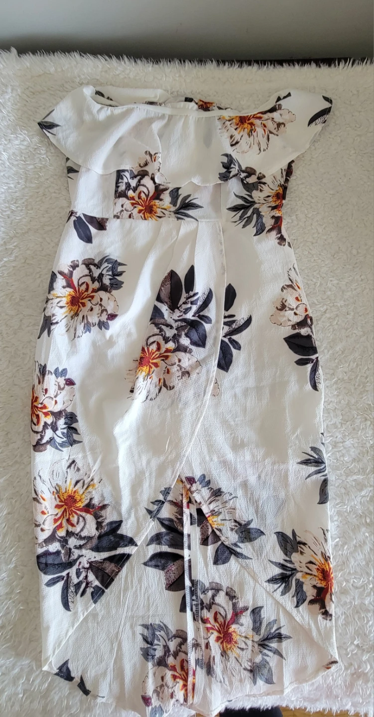 BNWOT Ivory Floral Off Shoulder Maxi Dress with Front Slit - photo 2