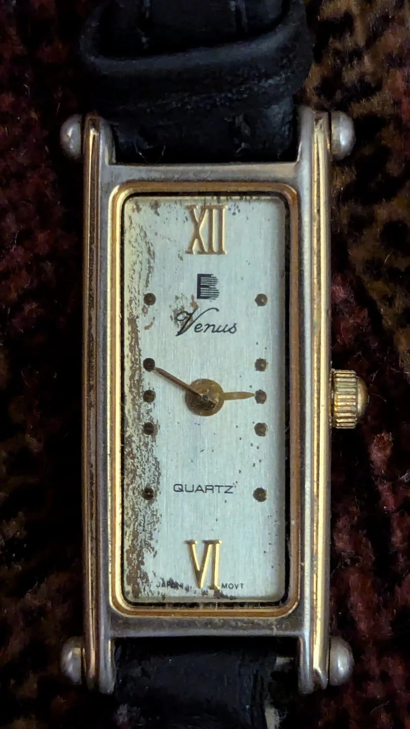 Venus Quartz Women's Watch - photo 2