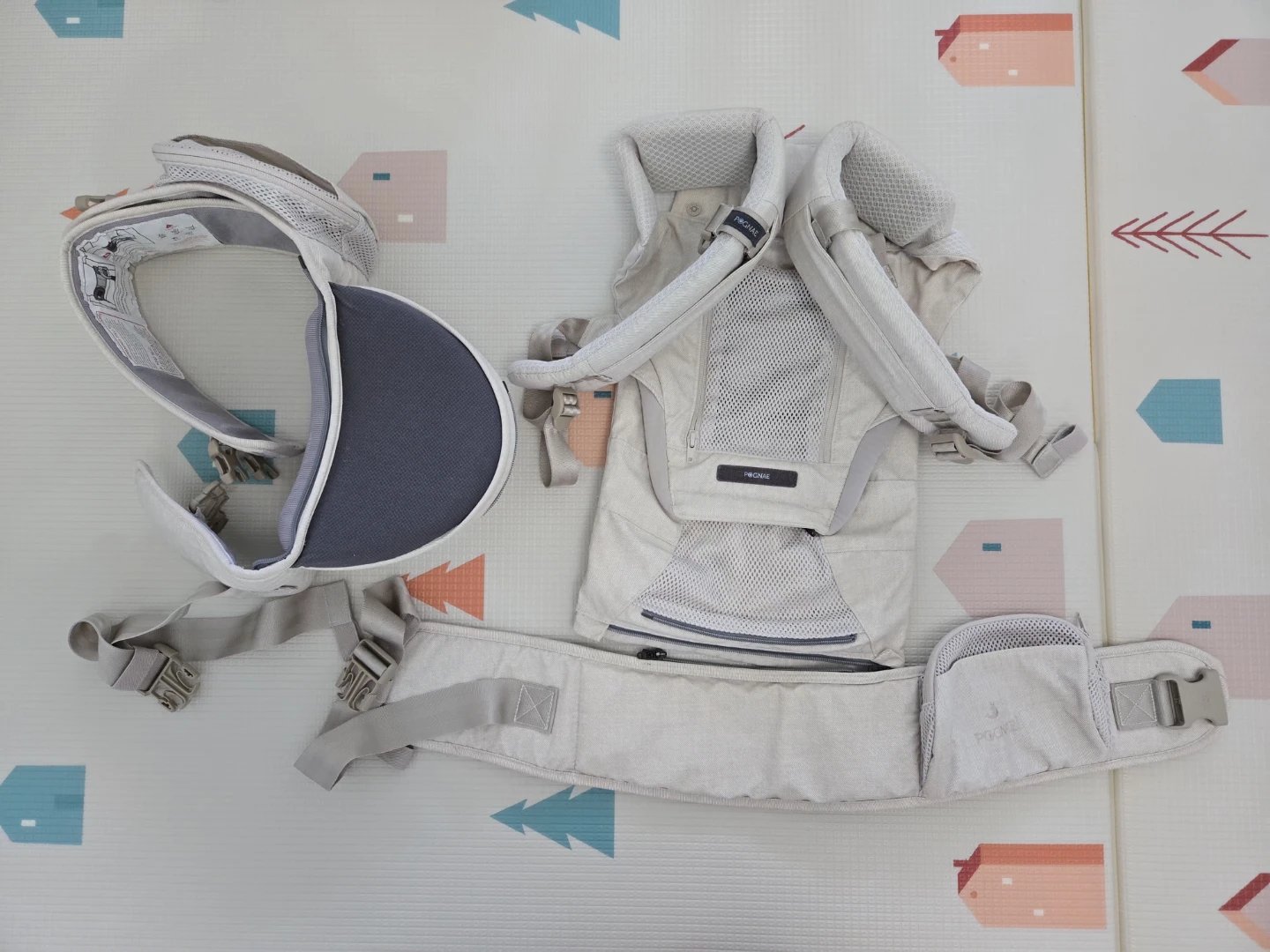 Pognae Max Light 3-in-1 Baby Carrier Hipseat
