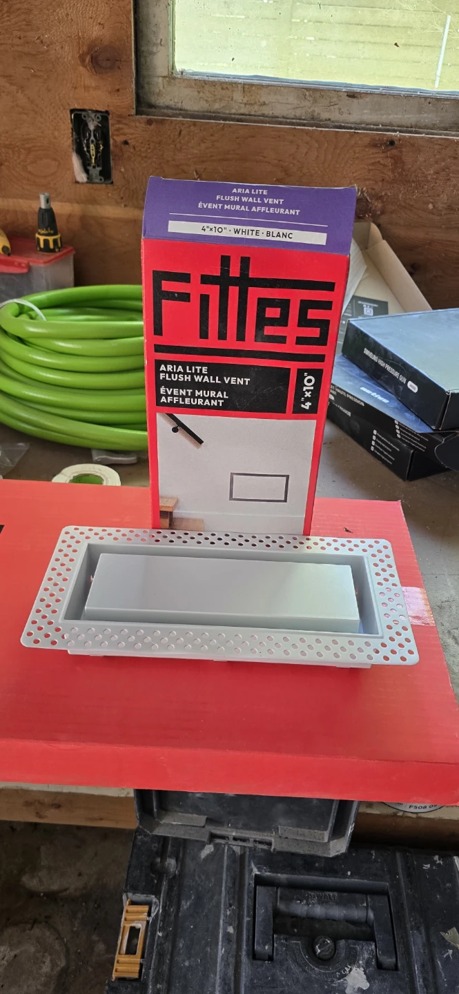 Fittes Aria Lite Flush Wall Vent  White