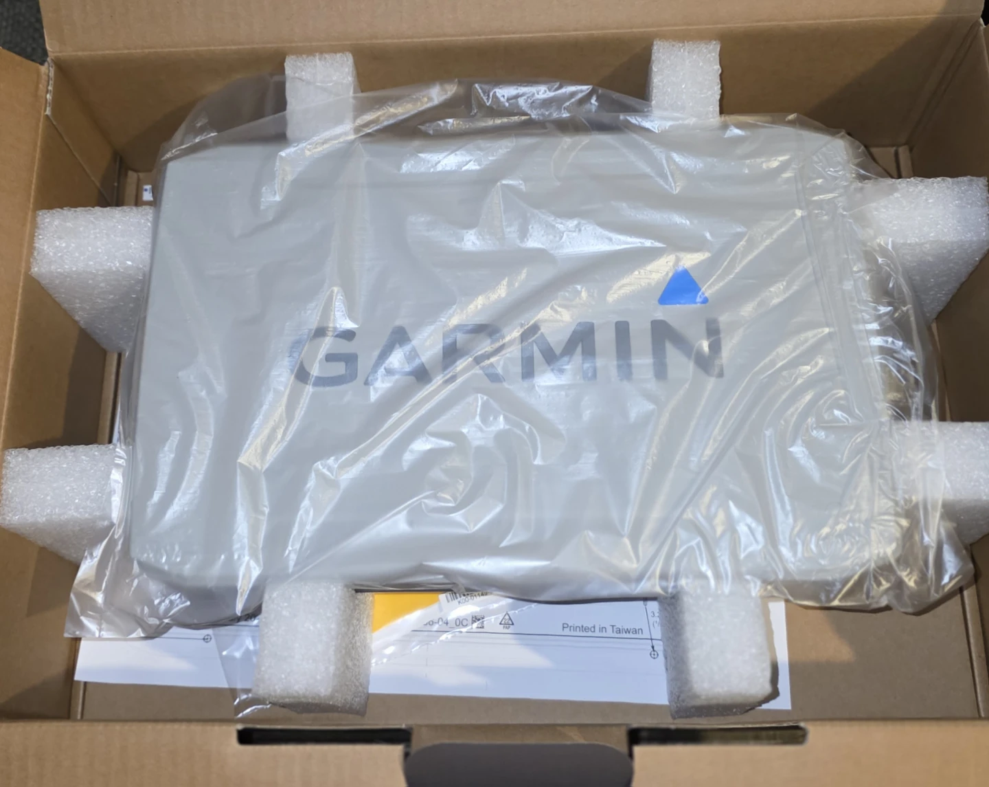 Garmin ECHOMAP ULTRA 106SV Chartplotter Sonar NO CHO